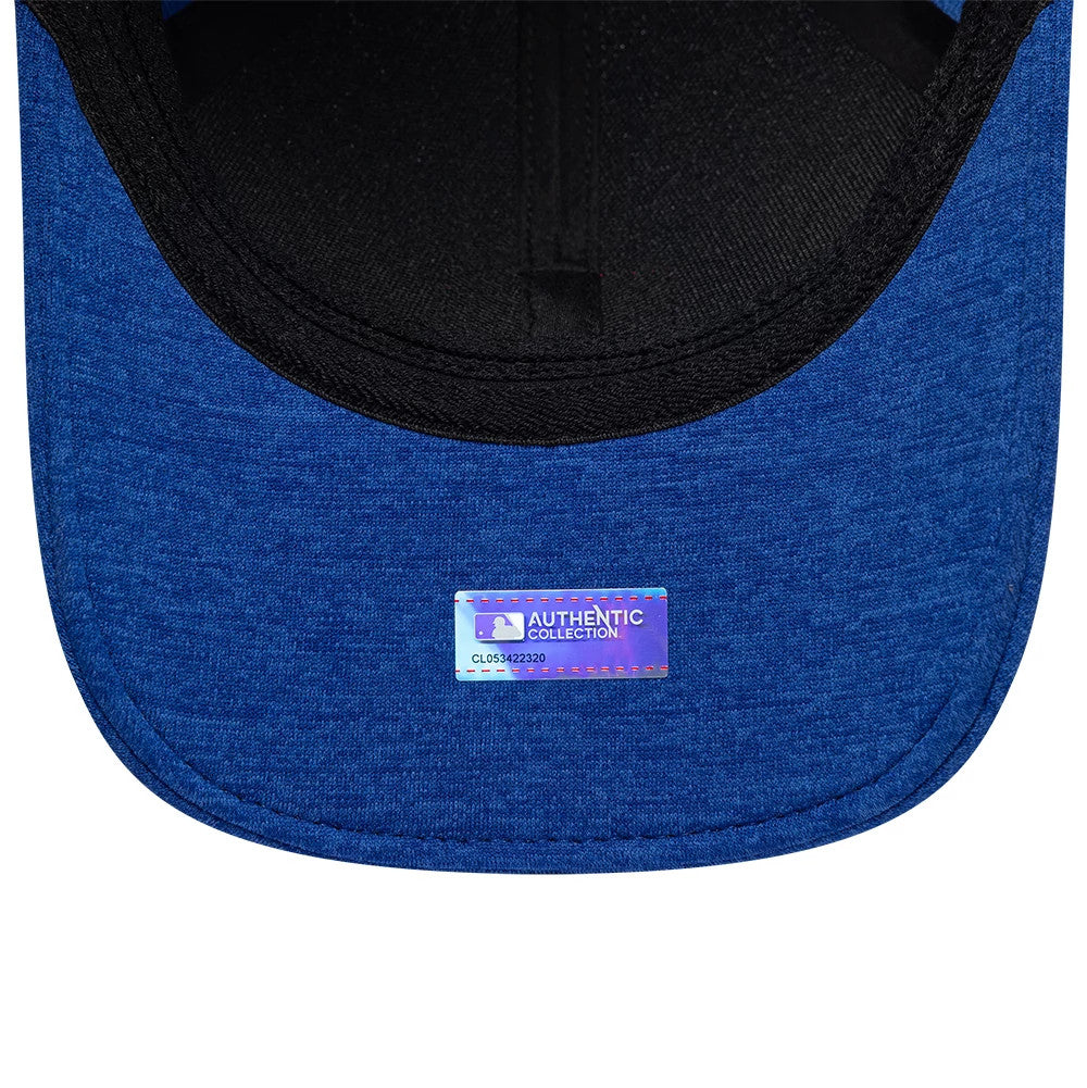 Chicago Cubs MLB Clubhouse Blue New Era 39THIRTY Infinity Stretch Fit Cap, inside view featuring a black sweatband and a blue undervisor with an MLB Authentic Collection sticker at the centre.