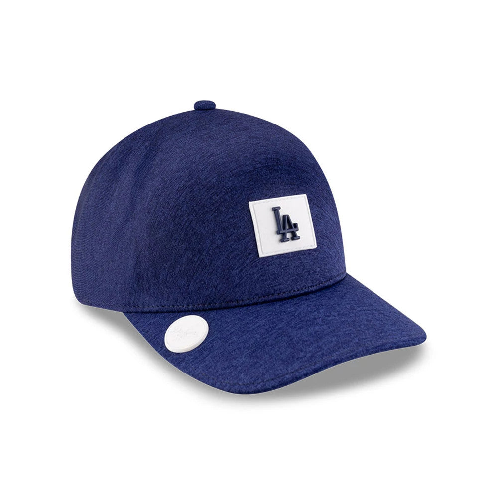 LA Dodgers MLB Clubhouse Dark Blue New Era 39THIRTY Infinity Stretch Fit Cap, three-quarter view showing the raised navy LA logo on a white patch on the front panel, with a curved visor and a 39THIRTY size sticker on top.