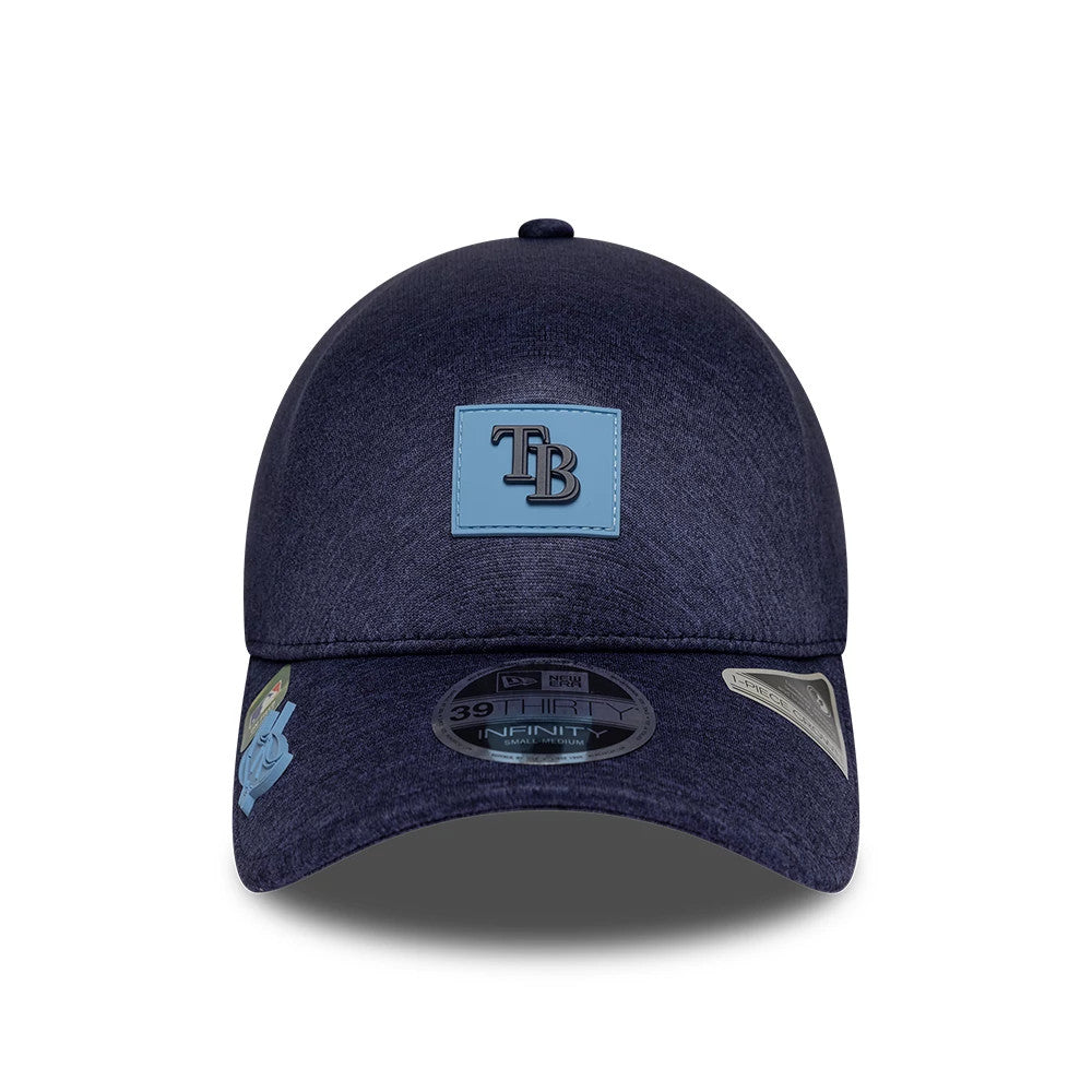 Tampa Bay Rays MLB Clubhouse Navy New Era 39THIRTY Infinity Stretch Fit Cap, front view showing a raised TB logo patch on the structured navy crown, with a curved visor and 39THIRTY size sticker on the visor.