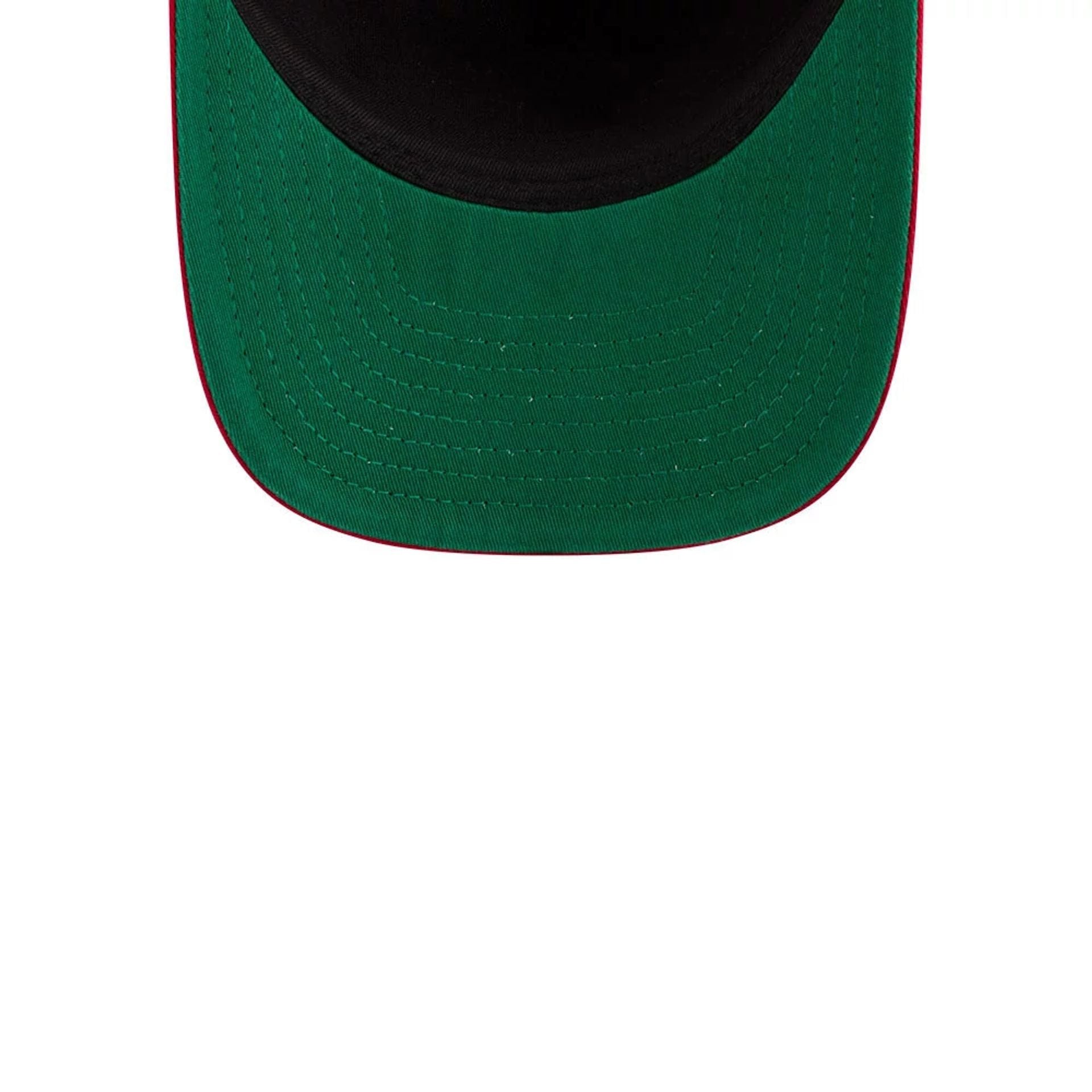 Pictured is this NBA Historic Chicago Bulls 9FIFTY A-Frame Snapback cap in Red. 2