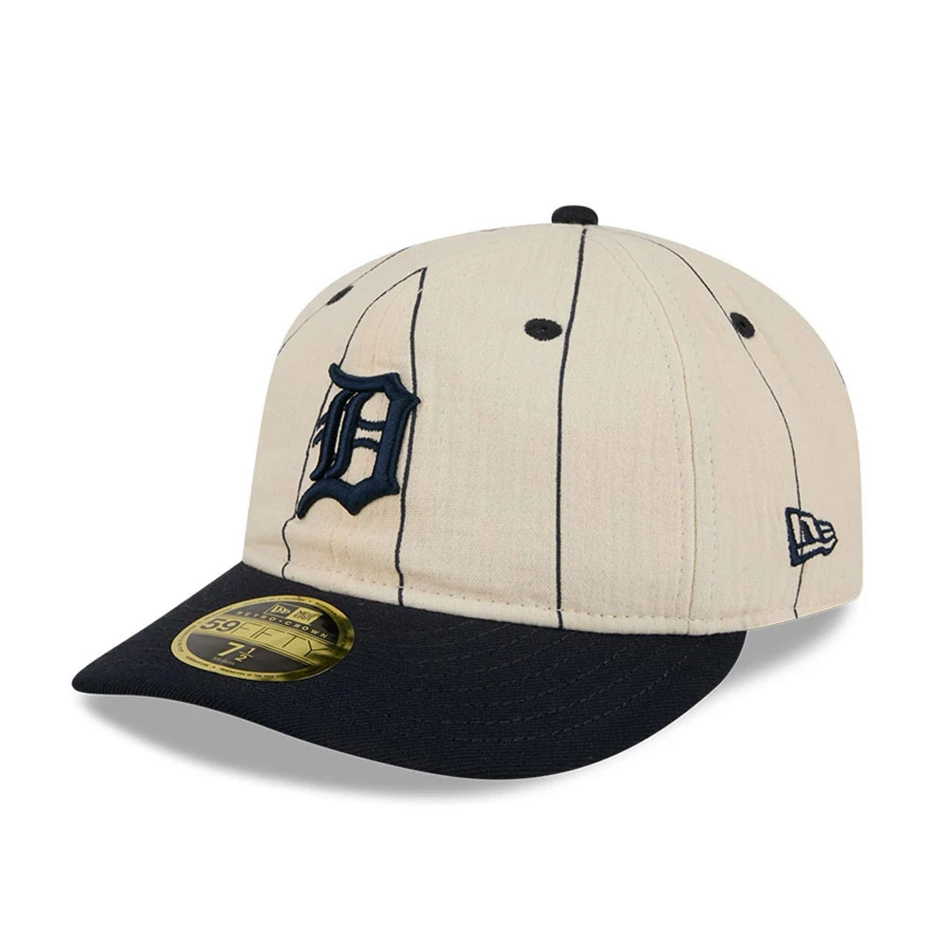 Pictured is this MLB Linen Detroit Tigers Retro Crown 59FIFTY Fitted cap in navy. 1