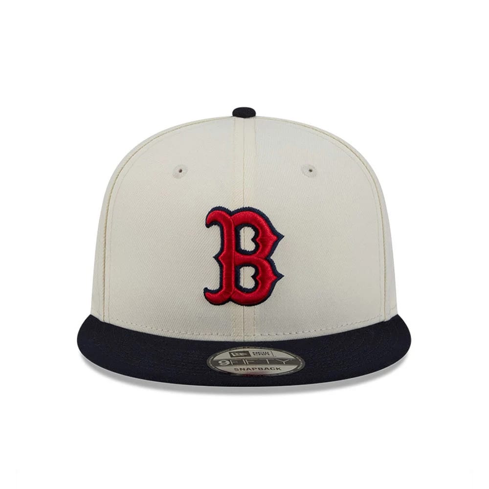 Boston Red Sox MLB Localized White New Era 9FIFTY Snapback Adjustable Cap, front view showing the red embroidered B logo on the structured white crown with black flat visor and a grey 9FIFTY size sticker.