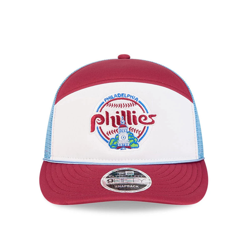 Philadelphia Phillies MLB Blocked Dark Red New Era 9FIFTY Split Panel Snapback Cap, front view showing the embroidered Phillies graphic in red and blue on white front panels, with a dark red visor and a 9FIFTY size sticker on the curved visor.