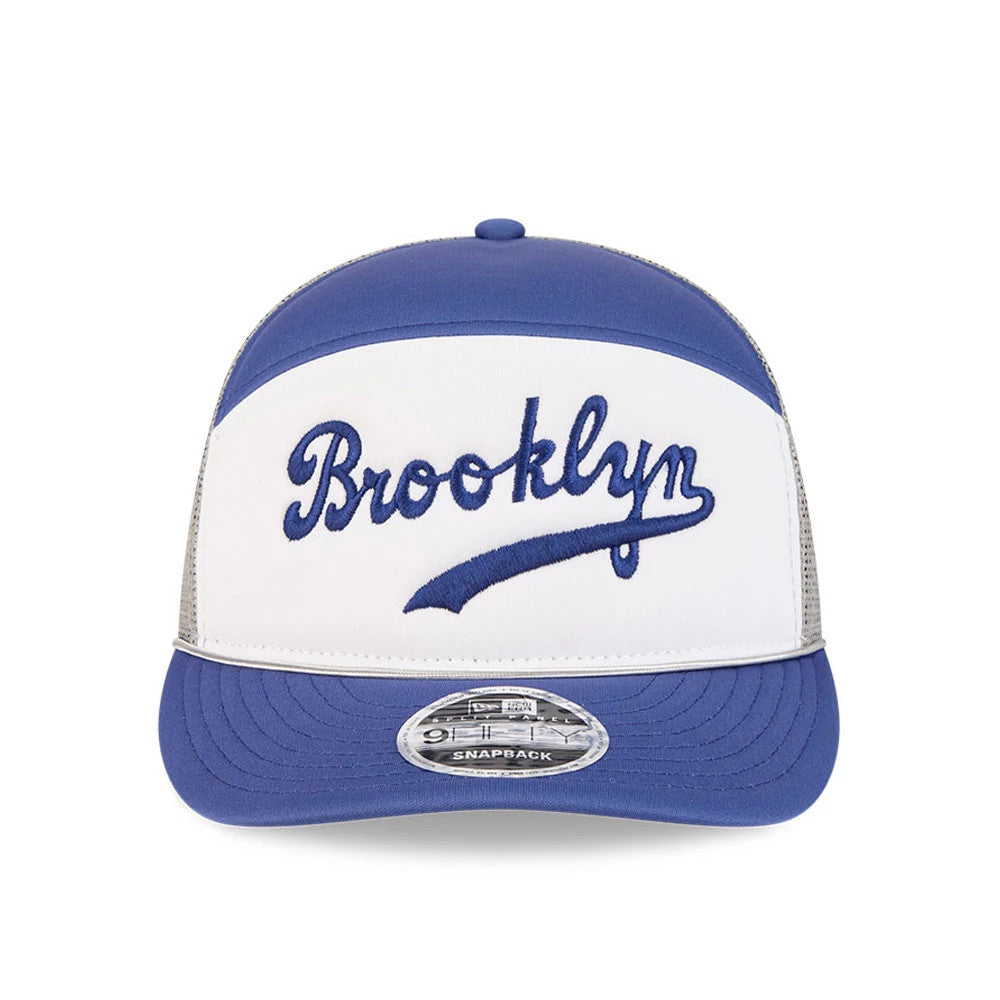 Pictured is this MLB Blocked Brooklyn Dodgers 9FIFTY Split Panel Snapback cap in dark blue. 3
