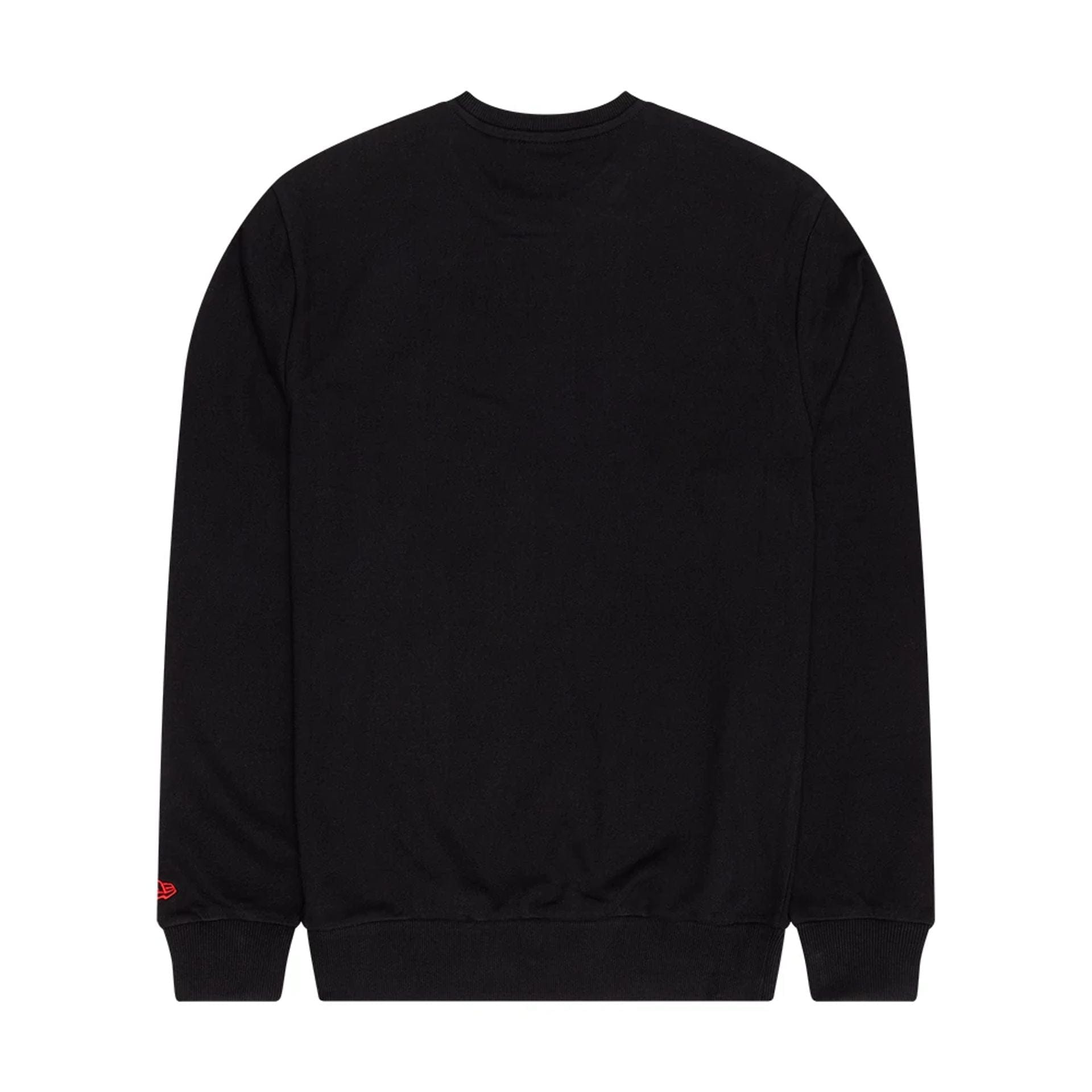 The Male model is wearing Chicago Bulls NBA Wordmark Black Crew Neck Sweater 2