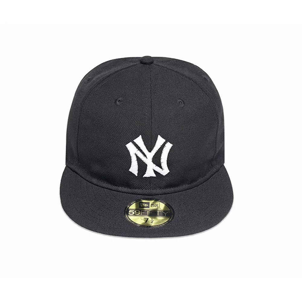 New York Yankees MLB Soft Black New Era 59FIFTY Fitted Cap, front view showing a raised white embroidered NY logo on the centre of the structured black crown, with a flat black visor featuring a gold 59FIFTY size sticker.