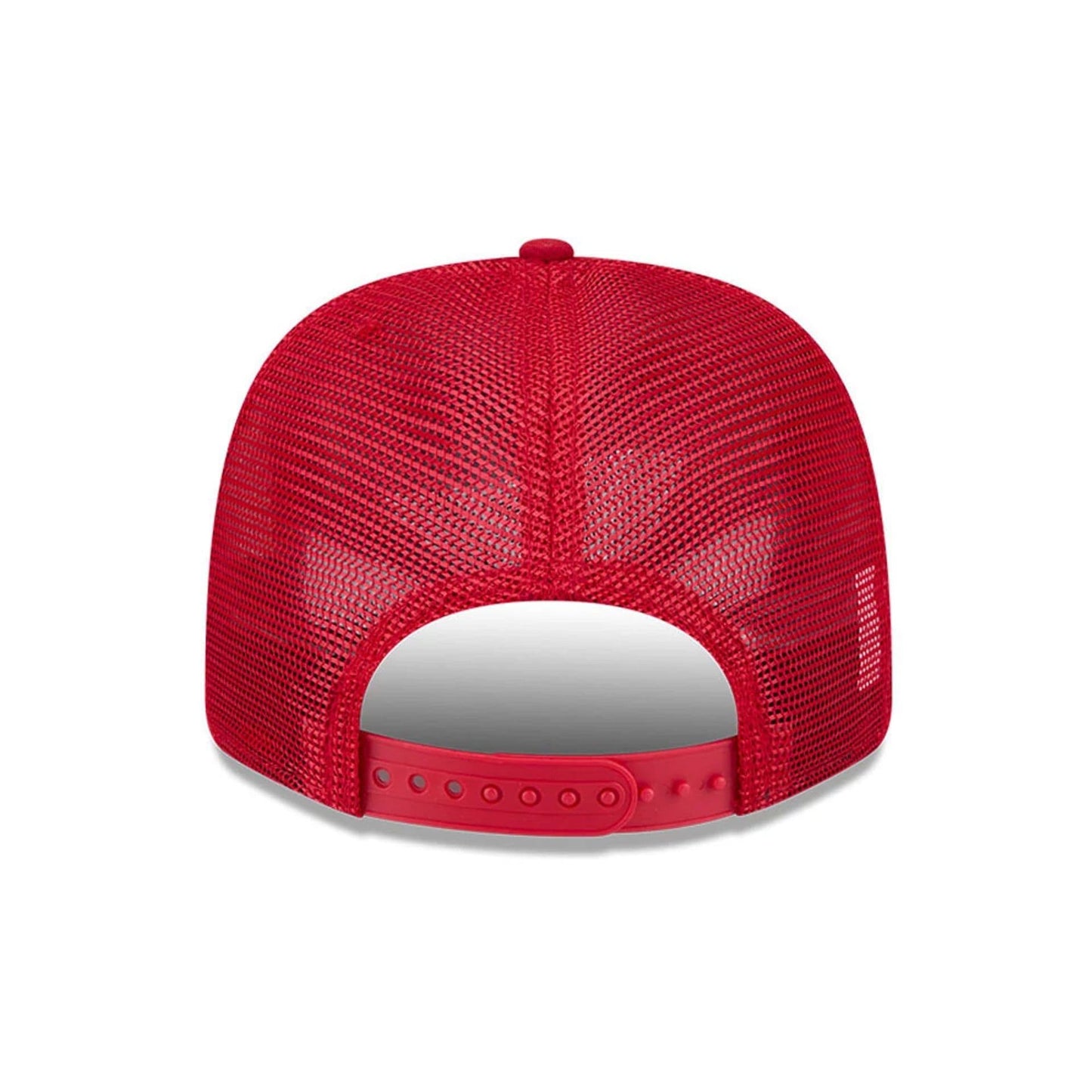 Pictured is this NHL Evergreen Chicago Blackhawks 9SEVENTY Stretch Snap cap in red. 7