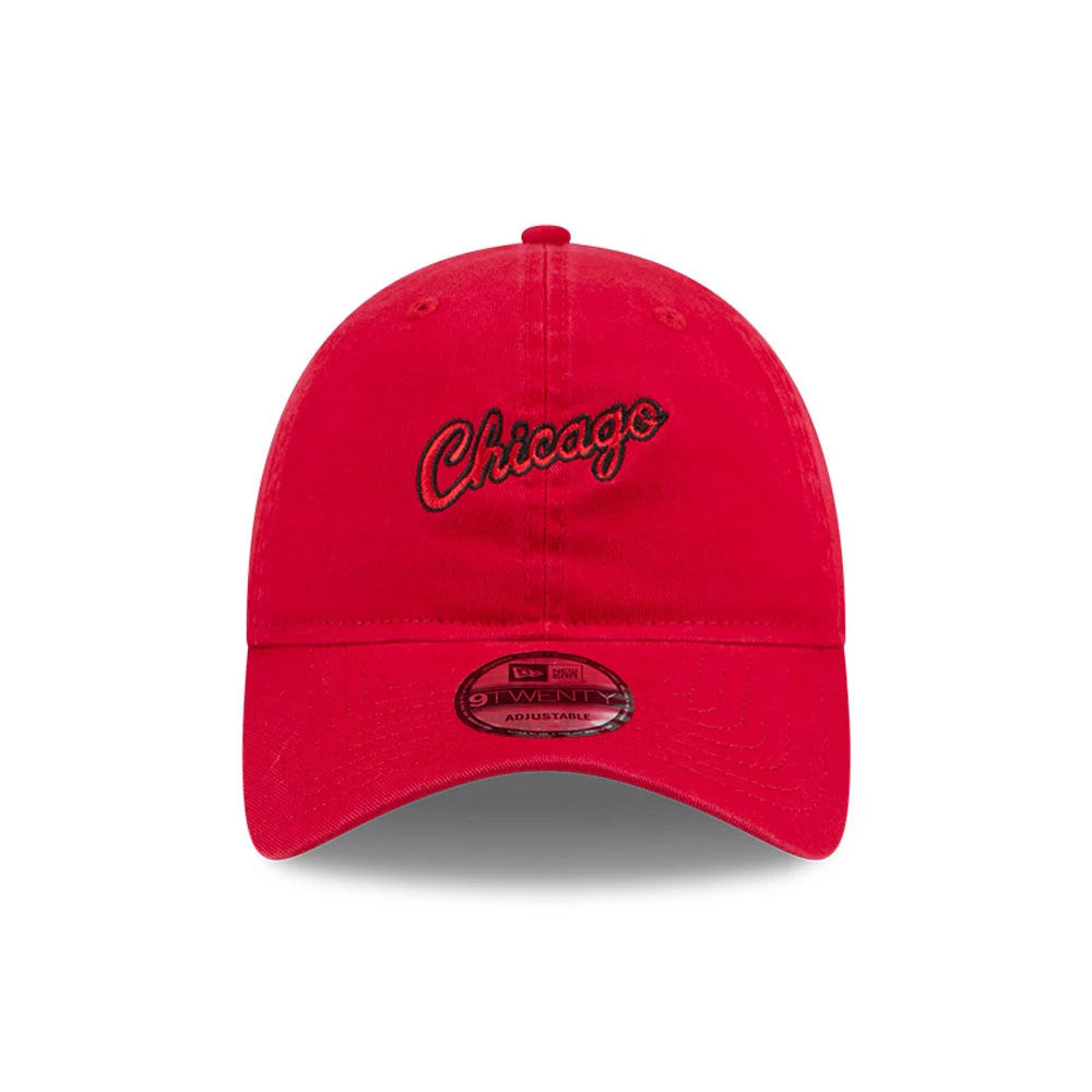 Chicago Bulls NBA Hardwood Classic Red New Era 9TWENTY Adjustable Cap, front view showing the black embroidered Chicago script on the structured red crown, with a 9TWENTY size sticker on the curved red visor.