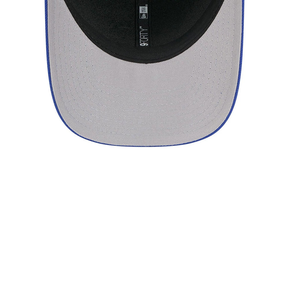 Dallas Mavericks NBA Classic Green New Era 9FORTY M-Crown Adjustable Cap, inside view showing the grey undervisor with a black sweatband, black taping with 9FORTY branding, and blue edging on the visor.