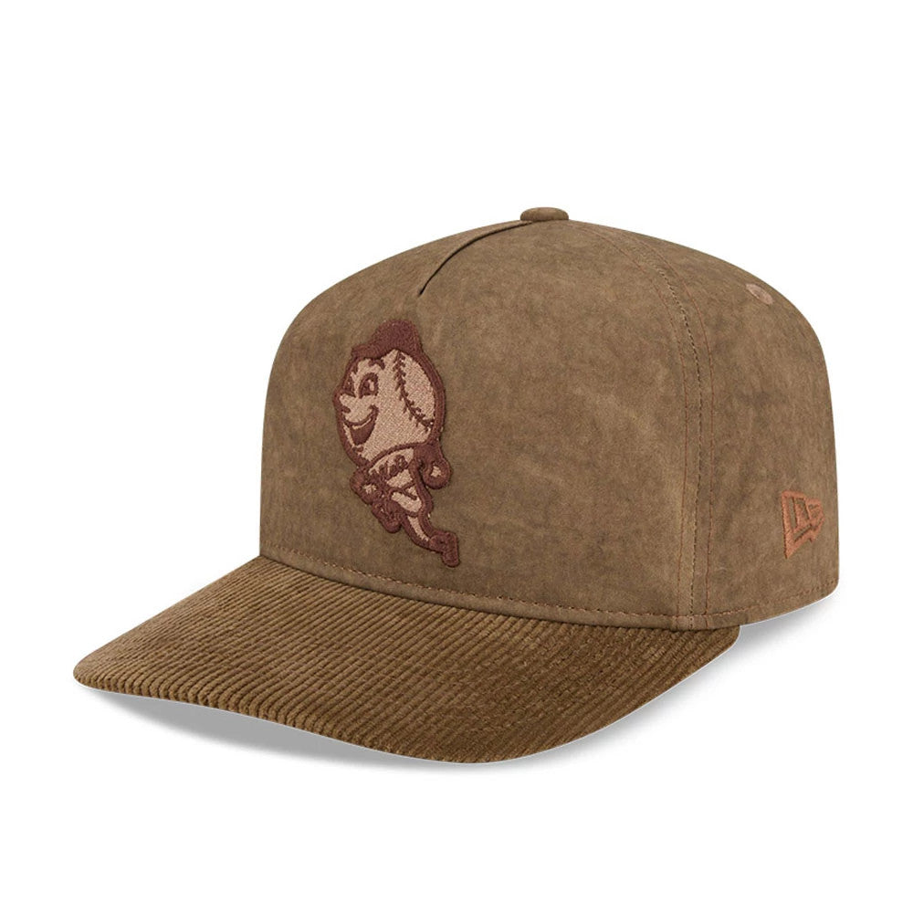 New York Mets MLB Utility Linen Open Brown New Era 19TWENTY Adjustable Cap, three-quarter view showing the brown embroidered Mr. Met logo on the front panel, corduroy-textured brown visor, and linen crown with the New Era flag logo on the left side.