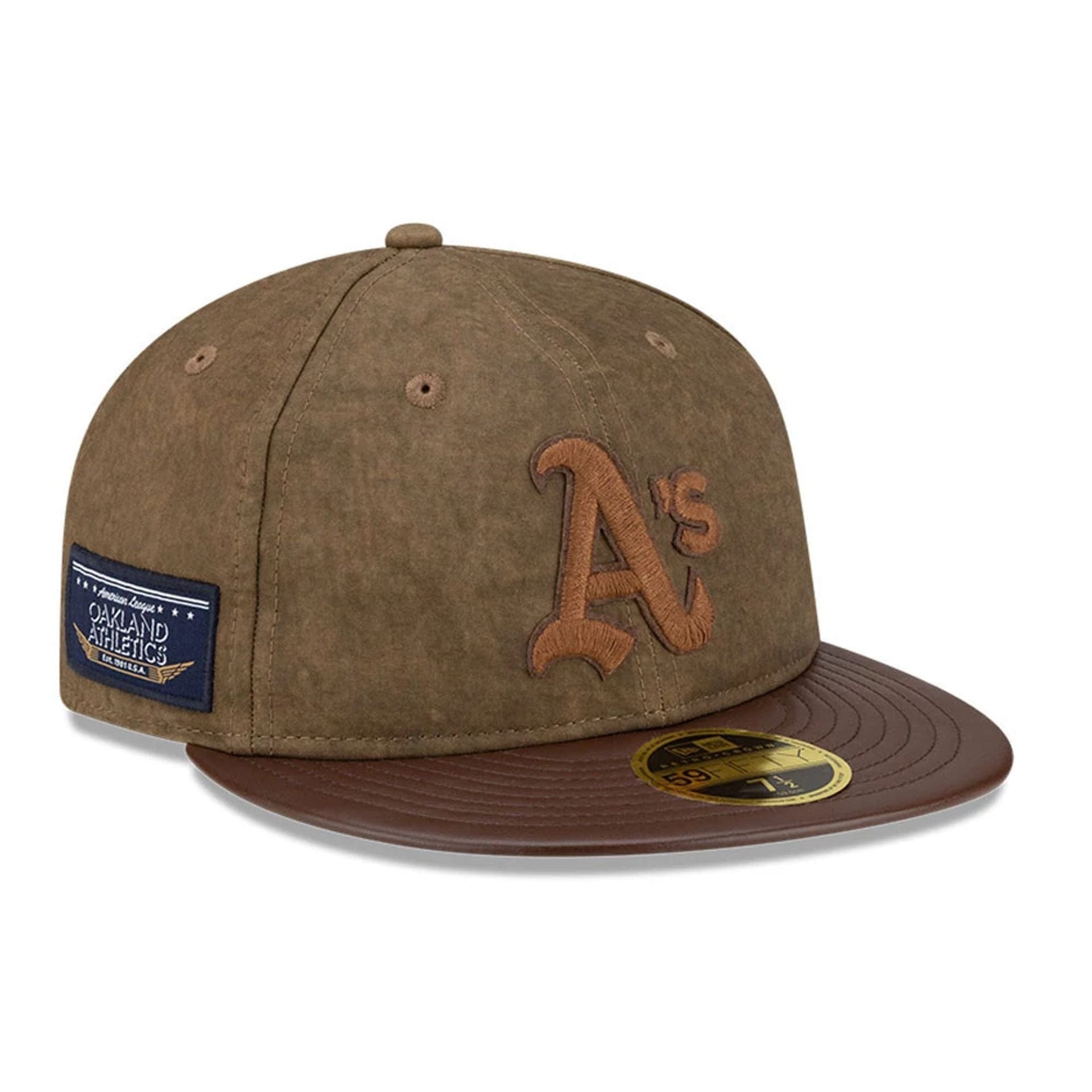 Pictured is this MLB Utility Linen Oakland Athletics Retro Crown 59FIFTY Fitted cap in open brown. 1