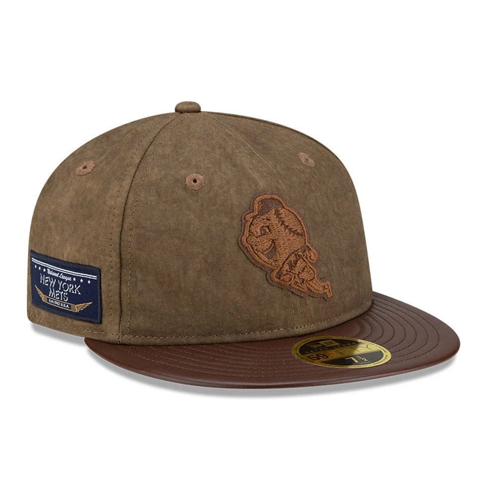 New York Mets MLB Open Brown Retro Crown New Era 59FIFTY Fitted Cap, three-quarter view showing a brown embroidered Mets logo on the front panel, brown flat visor, and the gold 59FIFTY size sticker on the visor's top.