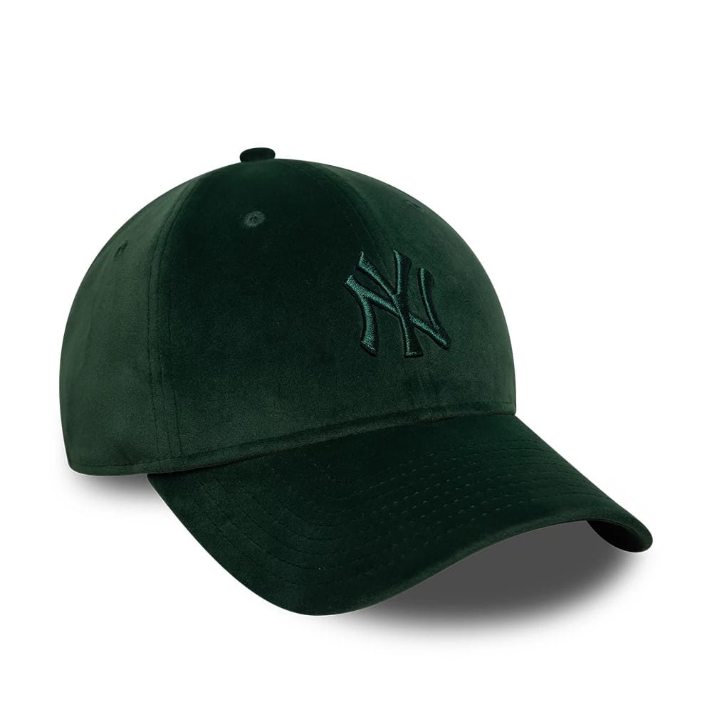 This is a New York Yankees MLB Velour Dark Green 9TWENTY Bow Back Adjustable Cap 4