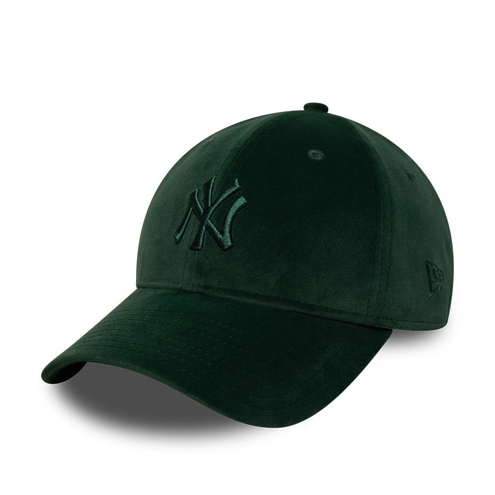 New York Yankees MLB Velour Dark Green New Era 9TWENTY Bow Back Adjustable Cap, three-quarter view showing the embroidered NY logo on the front panel, with the New Era flag logo on the left side and a curved visor.