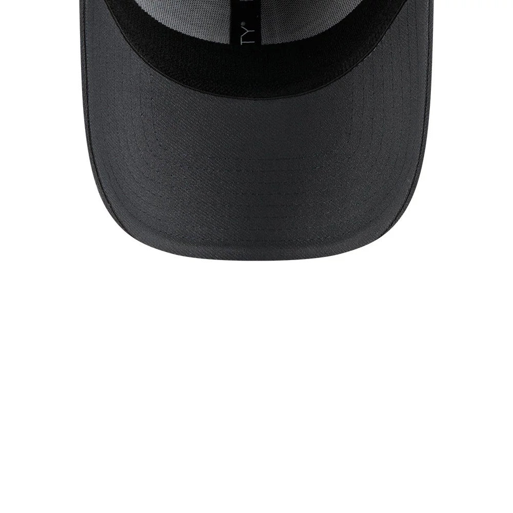 Pictured is this MLB Steel LA Dodgers 39THIRTY Stretch Fit cap in charcoal. 7
