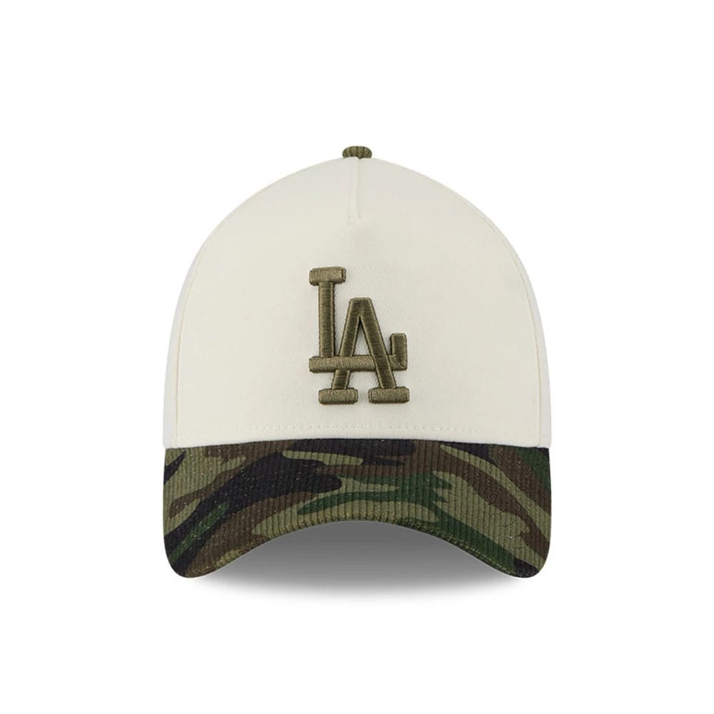 Pictured is this MLB Camo Visor LA Dodgers 39THIRTY A-Frame Stretch Fit cap in Cream. 3