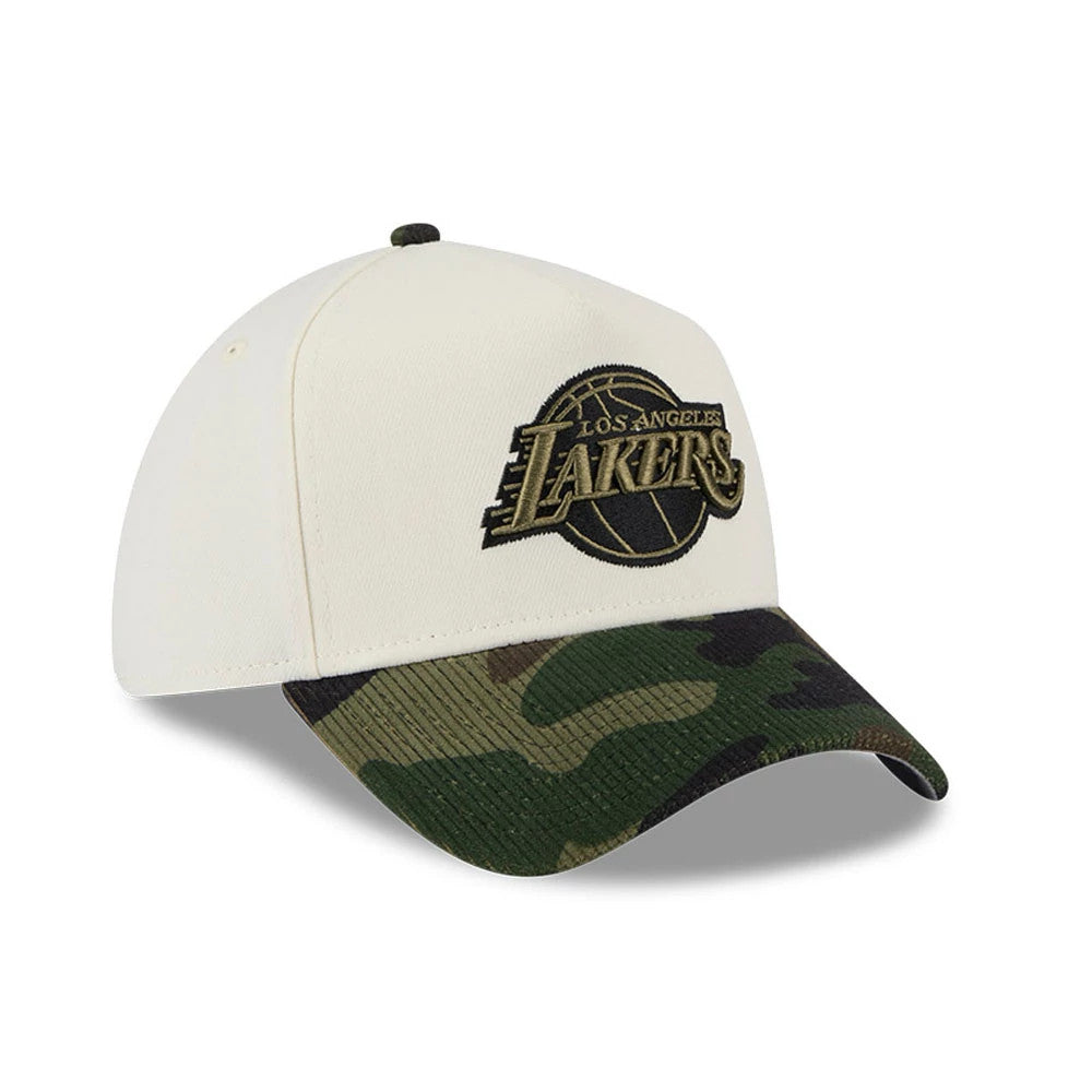 Pictured is this NBA Camo Visor LA Lakers 39THIRTY A-Frame Stretch Fit cap in Cream. 4