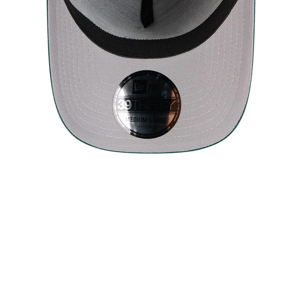 Pictured is this NFL Suede Philadelphia Eagles 39THIRTY A-Frame Stretch Fit cap in Dark Green. 2