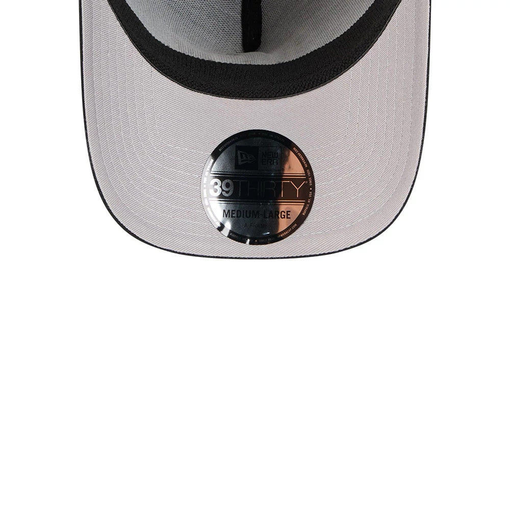 Pictured is this NFL Suede Las Vegas Raiders 39THIRTY A-Frame Stretch Fit cap in Black. 2