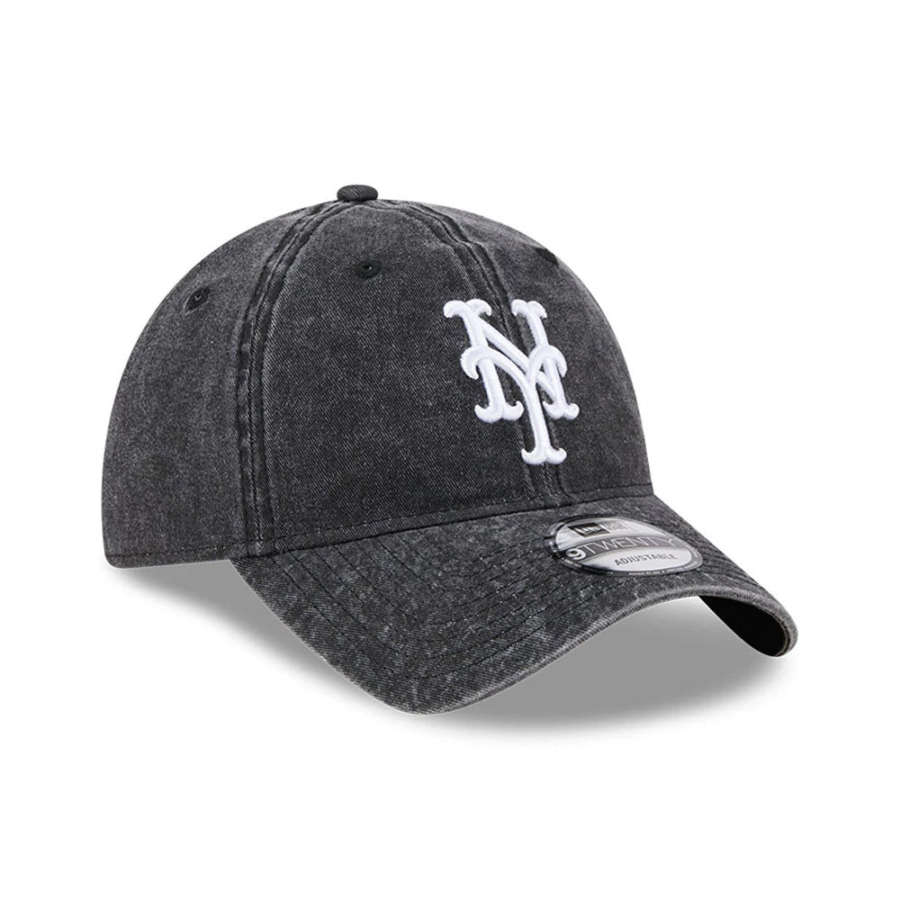 New York Mets MLB Overwash Black New Era 9TWENTY Adjustable Cap, front view showing the white embroidered NY logo on the washed black crown, with a curved visor and the 9TWENTY size sticker on the visor.