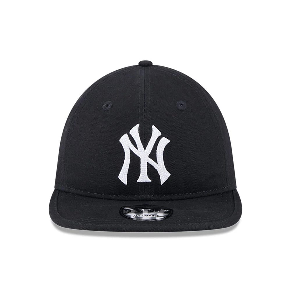 Pictured is this MLB Herringbone New York Yankees 9TWENTY cap in navy. 2