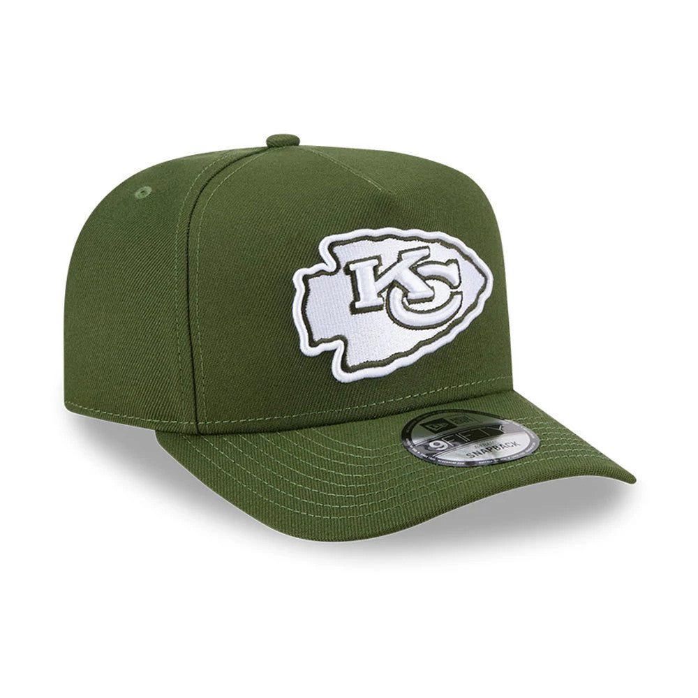 Pictured is this NFL Rifle Green Kansas City Chiefs 9FIFTY A-Frame Snapback cap in dark green. 4
