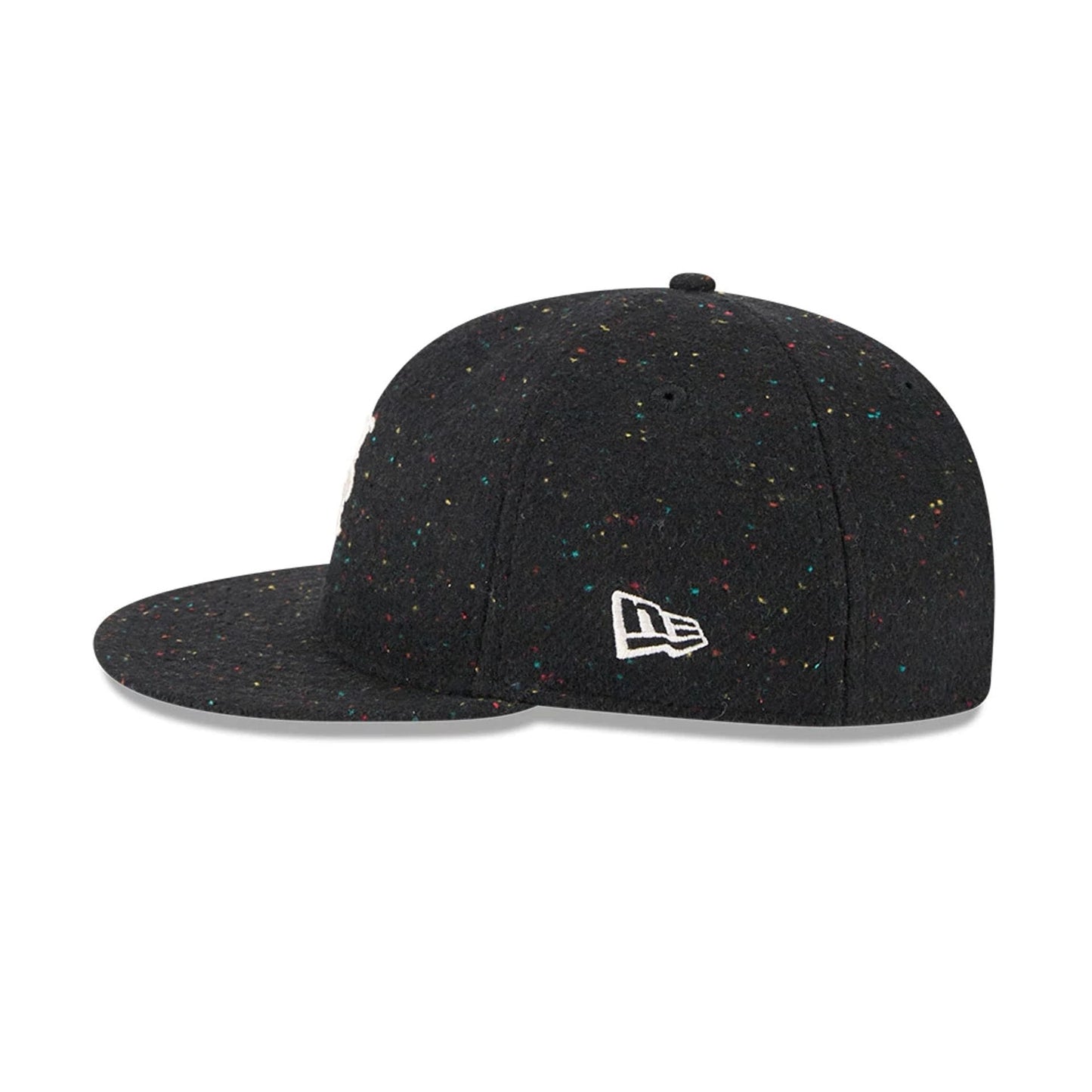 Pictured is this MLB Speckled Wool New York Mets Retro Crown 9FIFTY cap in black. 7