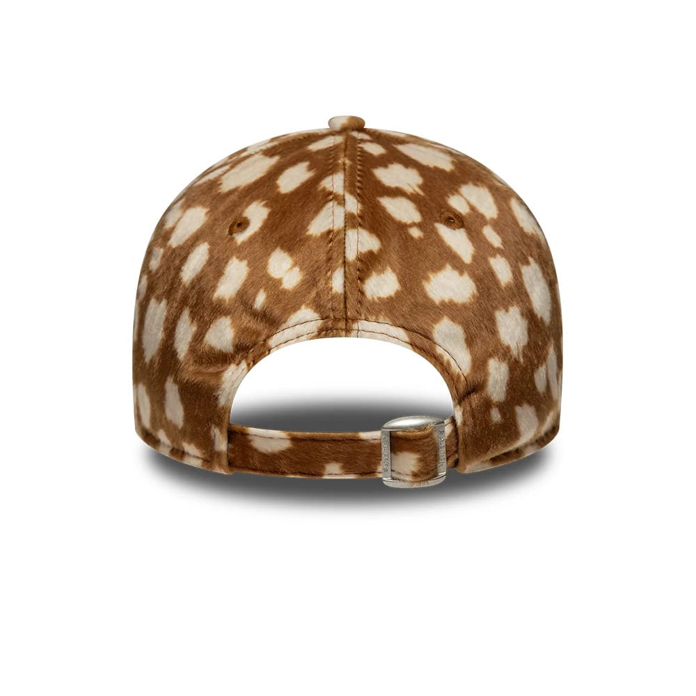 This is a LA Dodgers Animal Print Dark Beige 9TWENTY Adjustable Cap 4