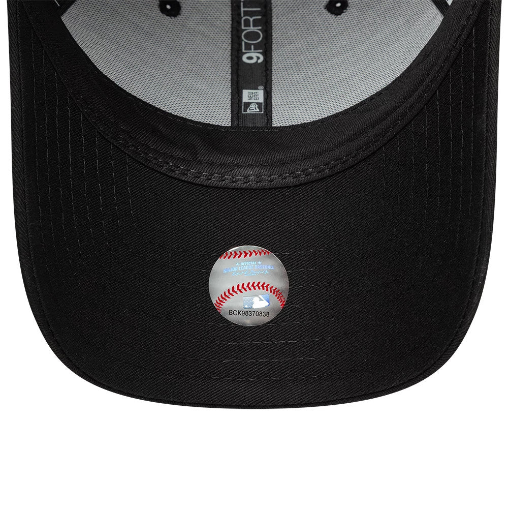 This is a Atlanta Braves Animal Print Black 9FORTY Adjustable Cap 7