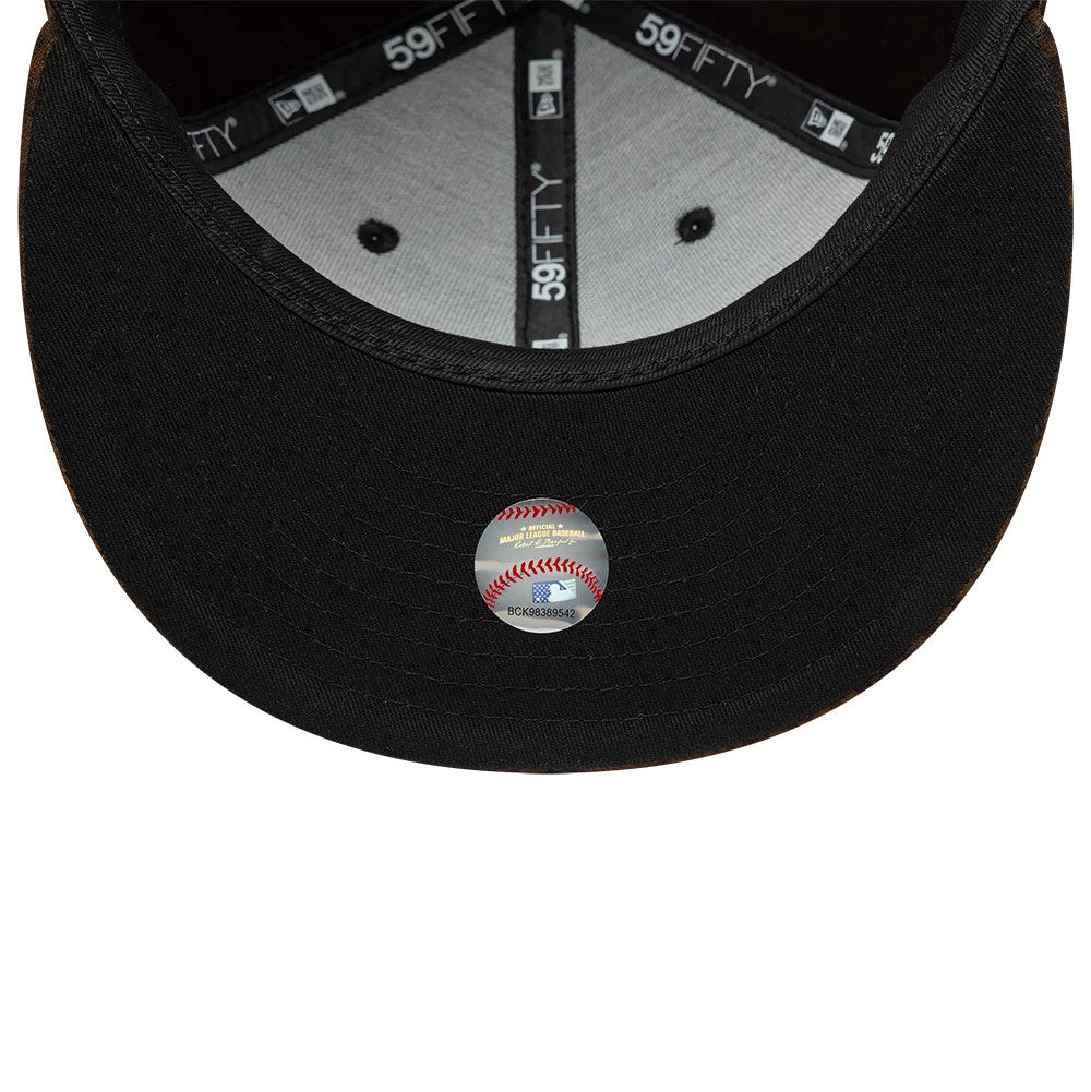 Pictured is this MLB Leopard Atlanta Braves 59FIFTY Fitted cap in black. 2