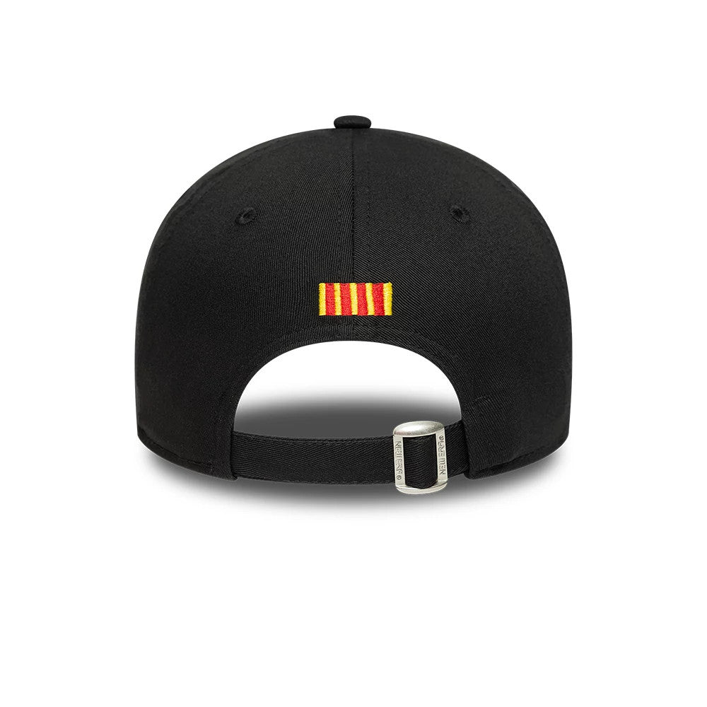 FC Barcelona Core Black New Era 9FORTY Adjustable Cap, rear view showing the red and yellow striped Catalan flag embroidered at the centre back above the adjustable strap with a silver buckle.