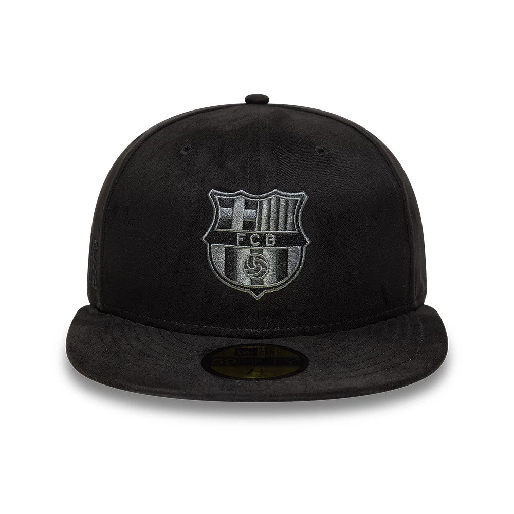 This is a FC Barcelona Mes Que Un Black 59FIFTY Fitted Cap 2