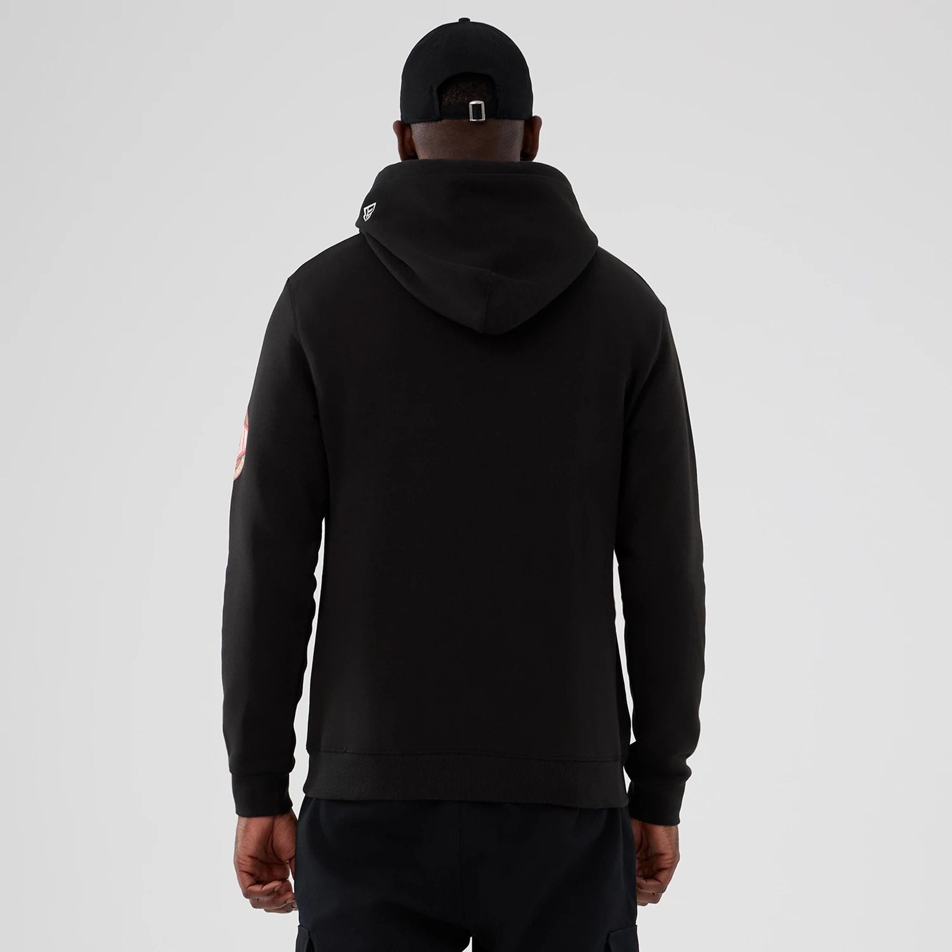 The model is wearing this NBA Hardwood Classic LA Lakers Pullover Hoodie in black. 2