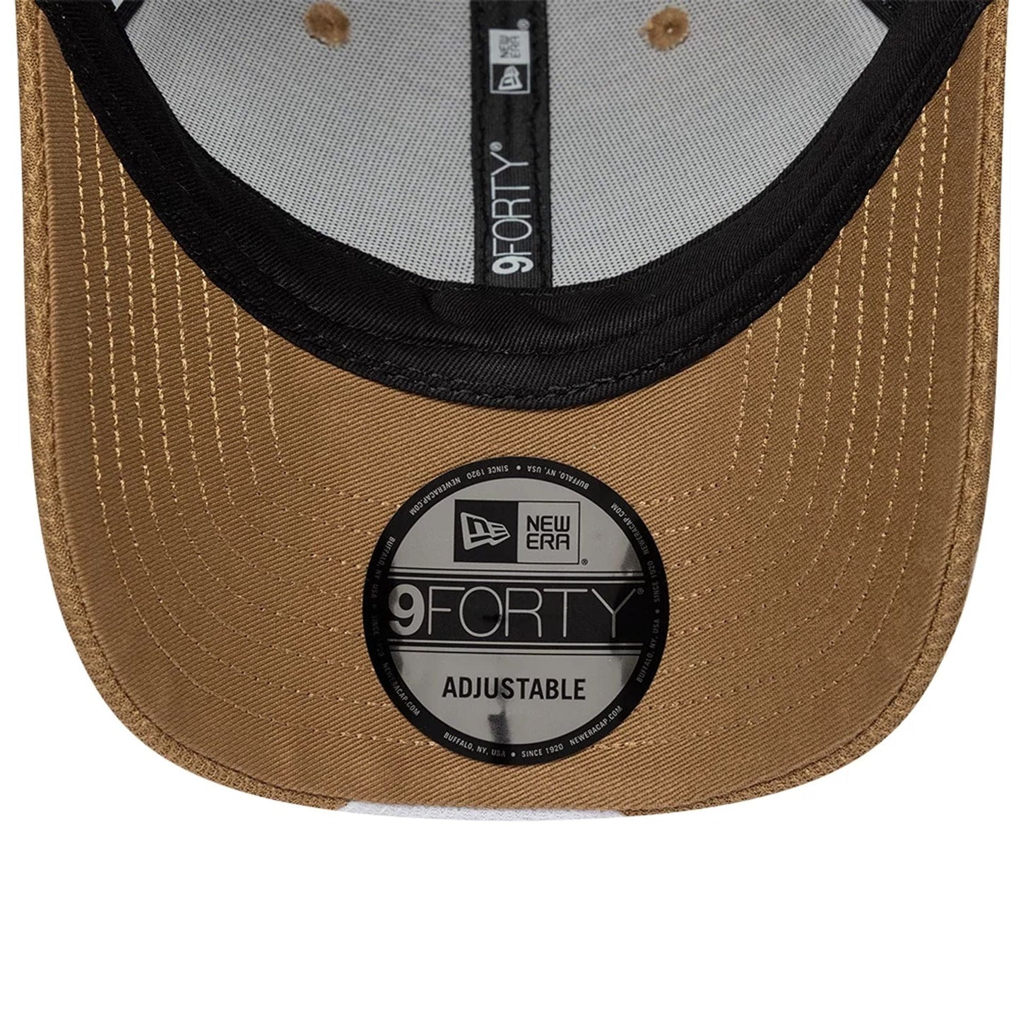 Pictured is this Visa Cash App Racing Bulls H1 Race Special 9FORTY Adjustable cap in dark beige. 5