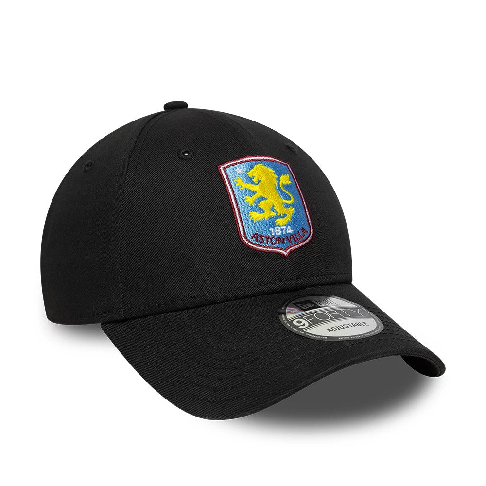 Aston Villa FC Core Black New Era 9FORTY Cap, three-quarter view showing the club crest in yellow and blue with red edging embroidered on the front panel, curved black visor and 9FORTY size sticker on the top of the visor.