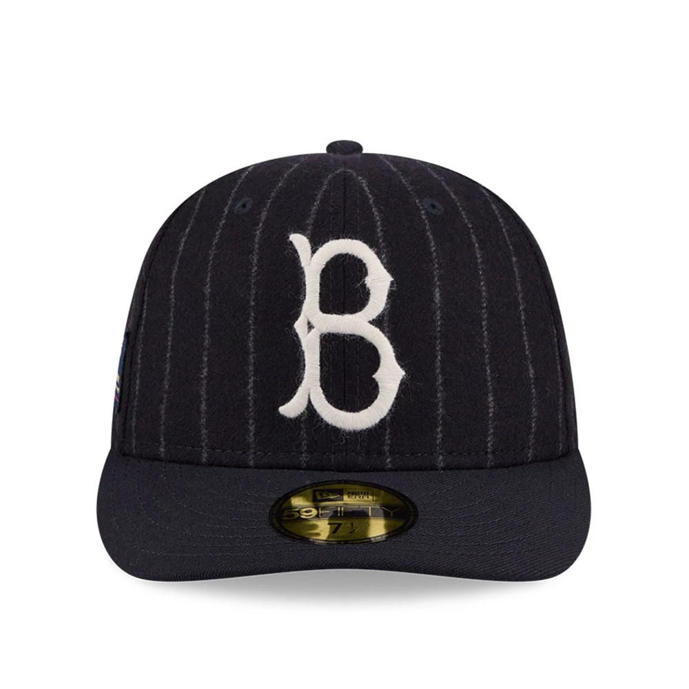 Pictured is this MLB X Moon Brooklyn Dodgers 59FIFTY Fitted cap in Navy. 3