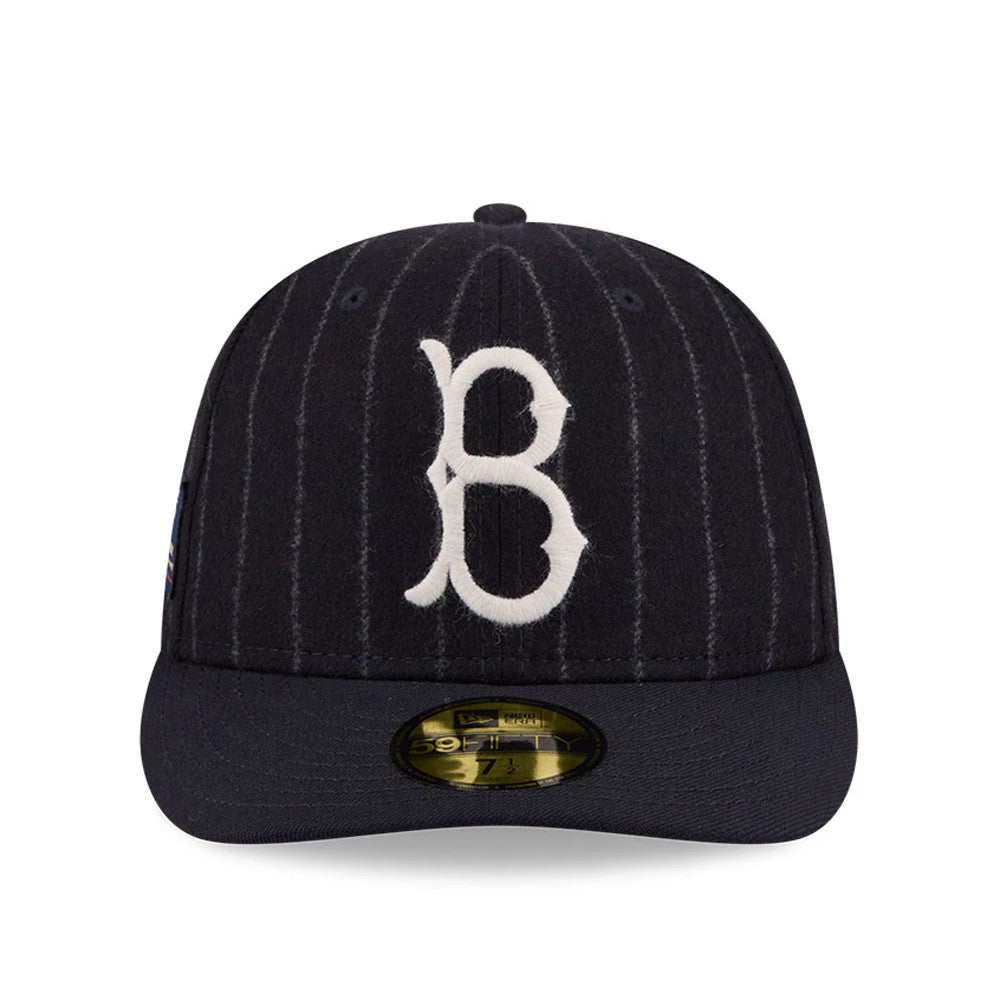 Pictured is this MLB X Moon Brooklyn Dodgers 59FIFTY Fitted cap in Navy. 3