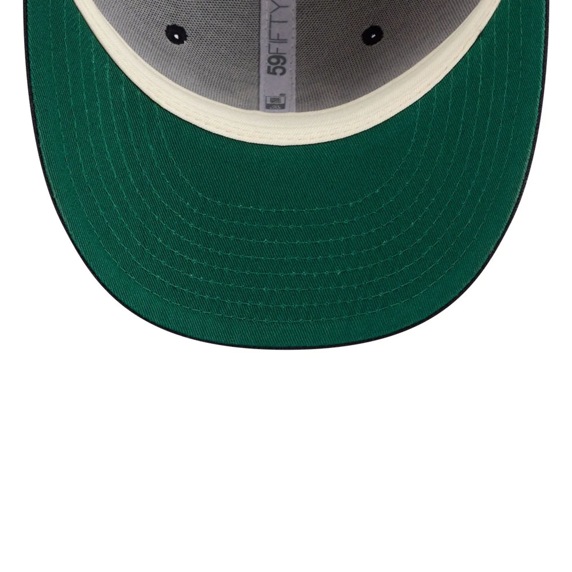 Pictured is this MLB X Moon San Francisco Giants 59FIFTY Fitted cap in Navy. 2