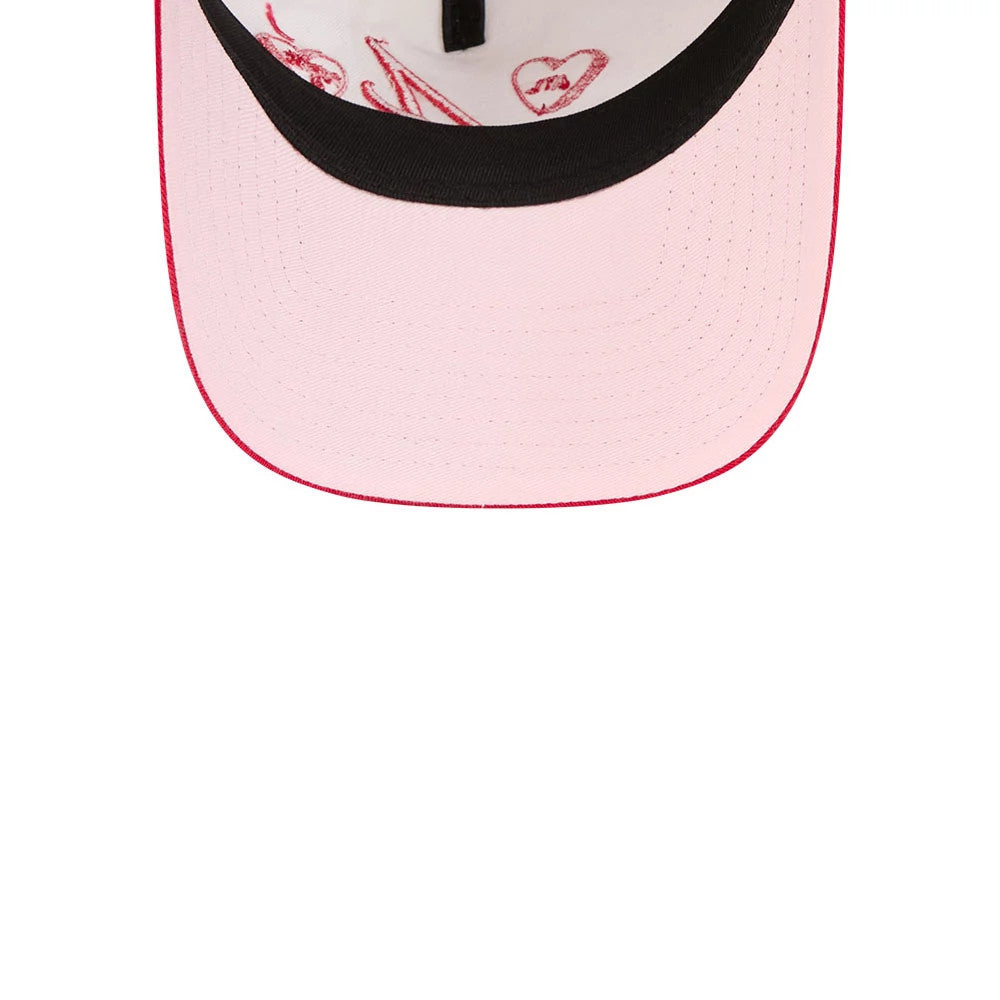 Atlanta Braves MLB Conversation Hearts Red New Era 9TWENTY A-Frame Adjustable Cap, inside view showing white undervisor with black edge, pink taping and red heart motifs, and a black sweatband.