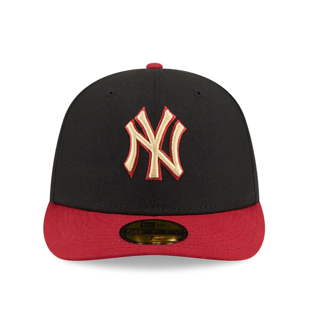 New York Yankees MLB Team Cards Black New Era 59FIFTY Fitted Cap, front view showing a gold embroidered NY logo with a red outline centred on the black crown, paired with a red visor and a gold 59FIFTY size sticker.
