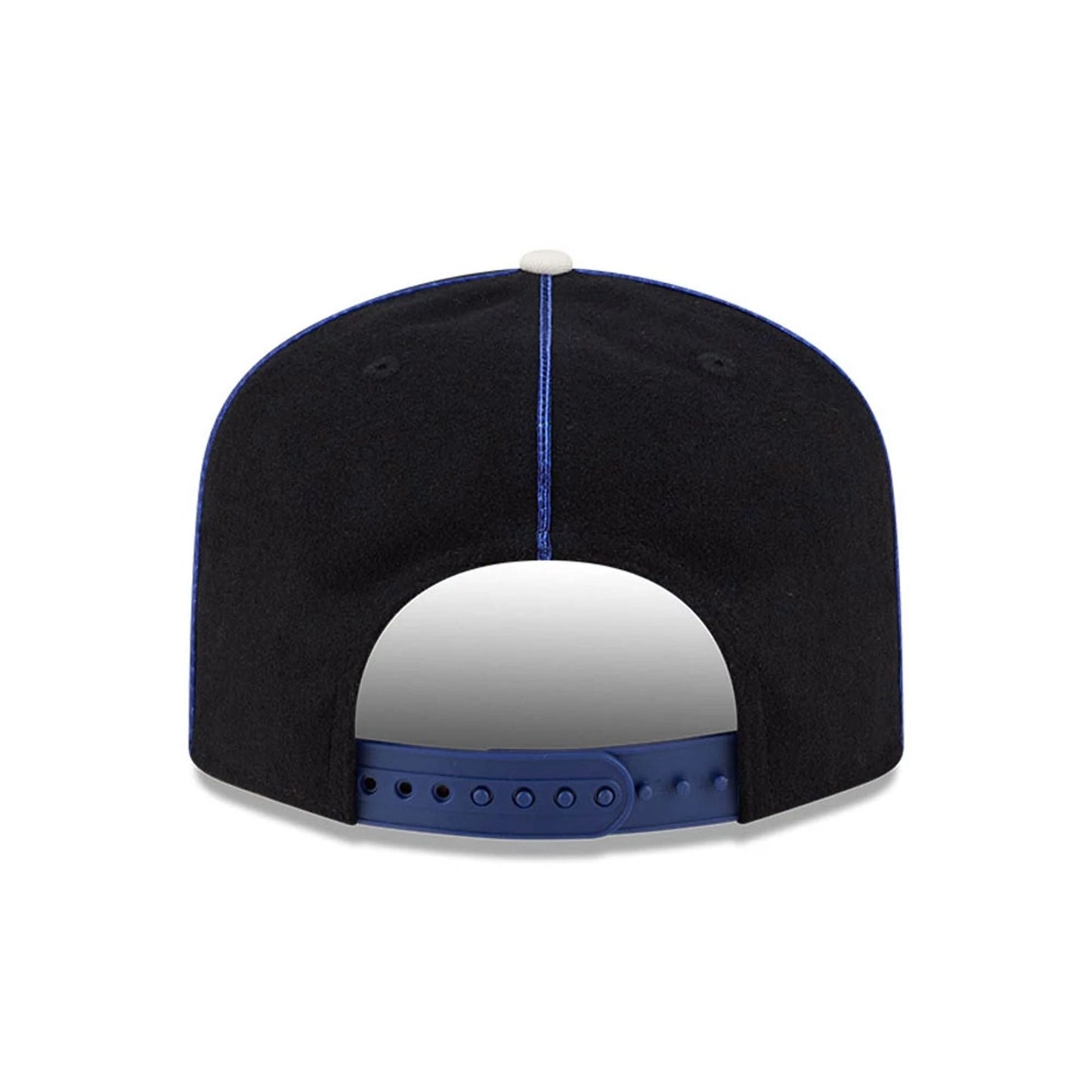 Pictured is this MLB Felt Logo LA Dodgers 19TWENTY cap in dark blue. 7