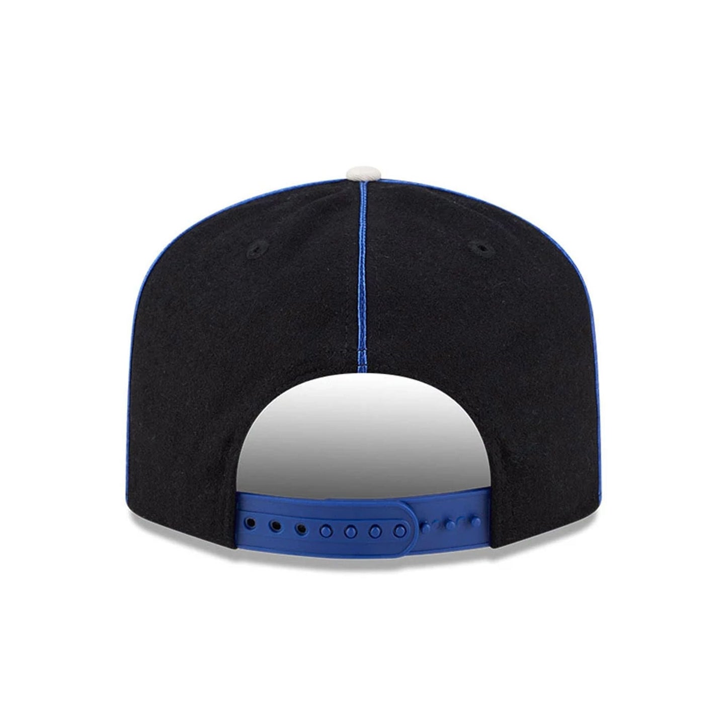 Pictured is this MLB Felt Logo New York Mets 19TWENTY cap in blue. 7
