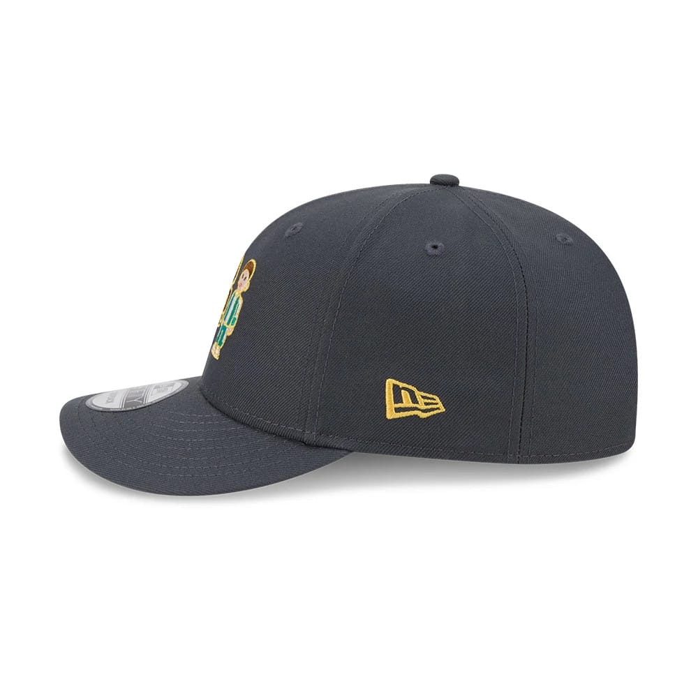 Pictured is this Netflix Squid Game 9FIFTY Snapback cap in dark grey. 4