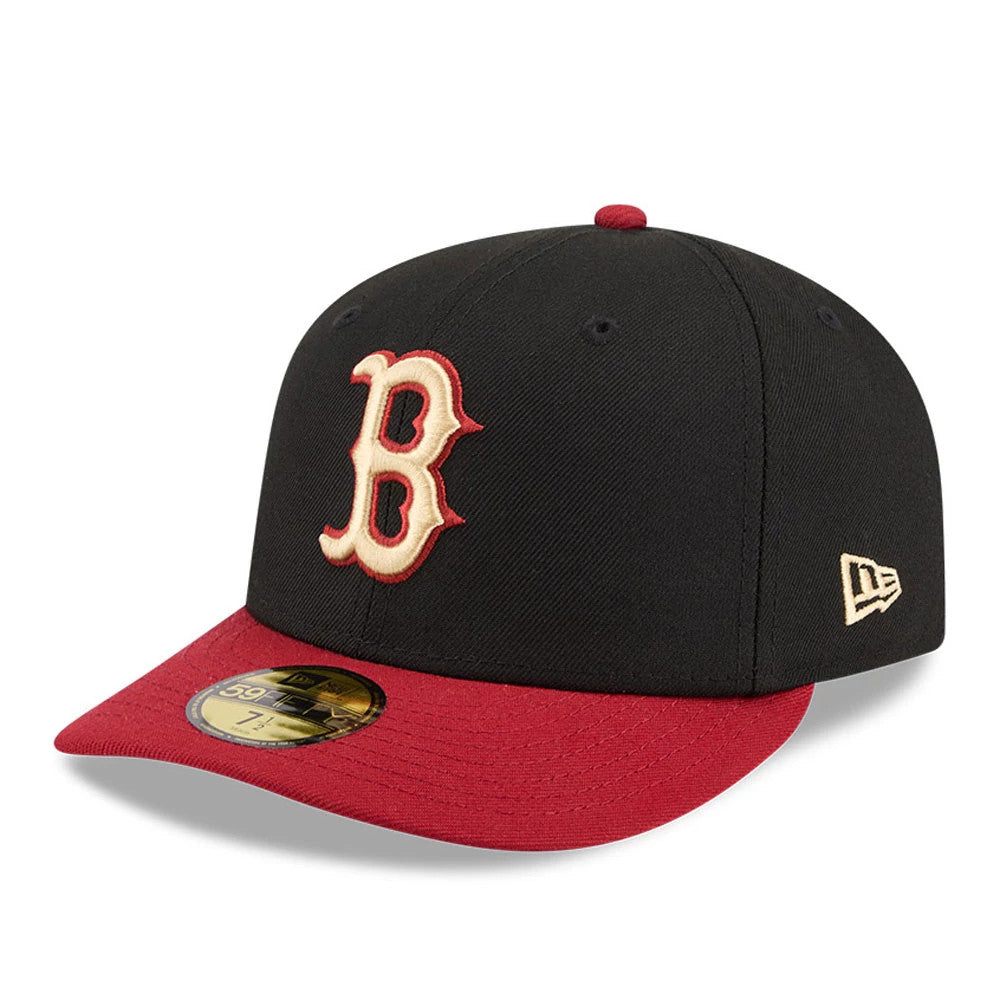 Boston Red Sox MLB Team Cards Black New Era 59FIFTY Fitted Cap, front view showing a raised red and white embroidered Boston B logo on the black crown, with a red visor and gold 59FIFTY size sticker, and the New Era flag logo on the left side.