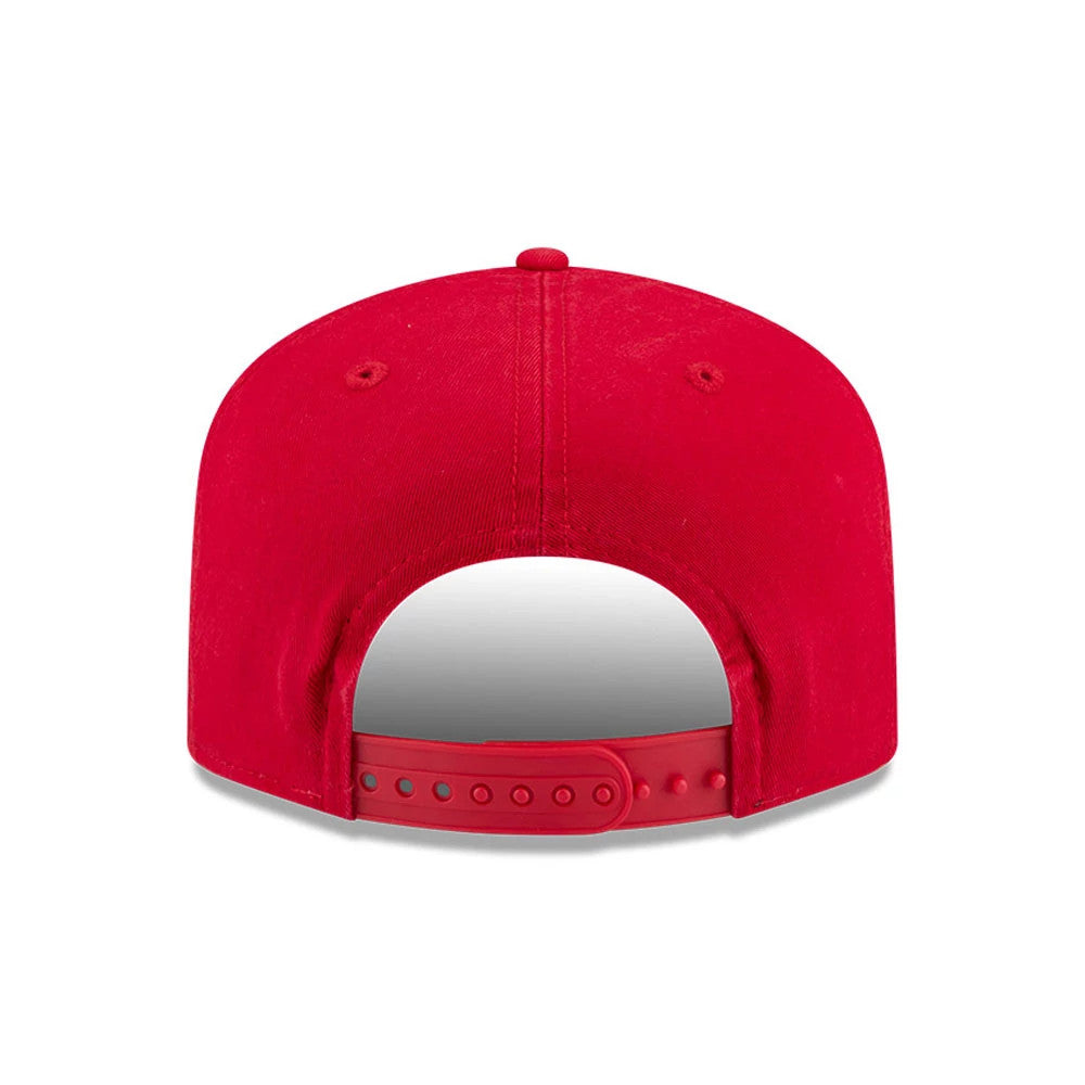 Pictured is this New Era Lamour 19TWENTY cap in red. 7