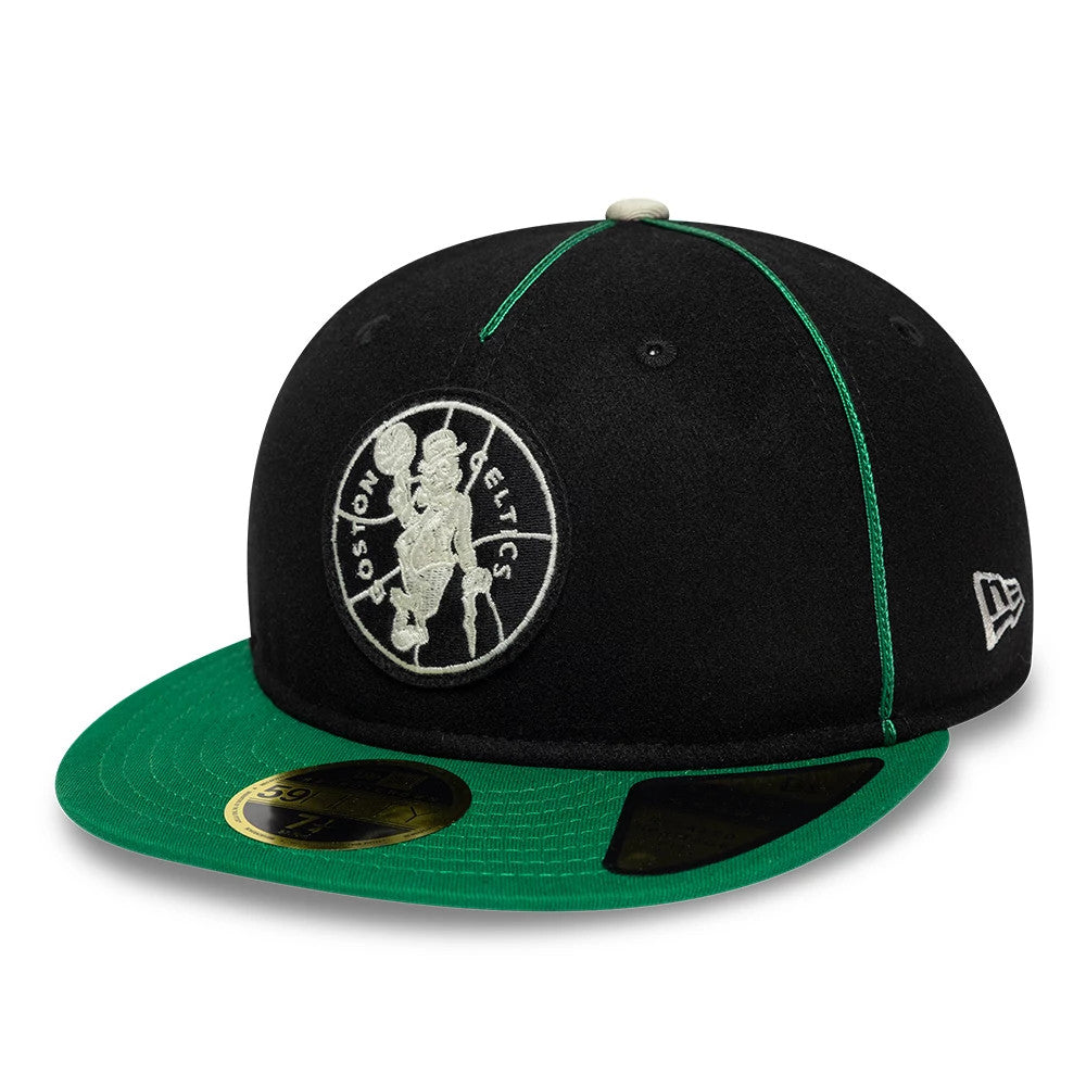 Boston Celtics NBA Felt Logo Green Retro Crown New Era 59FIFTY Fitted Cap, front view showing a raised white embroidered Celtics logo on the black crown, a green flat visor with a gold 59FIFTY size sticker, and the New Era flag logo on the left side.