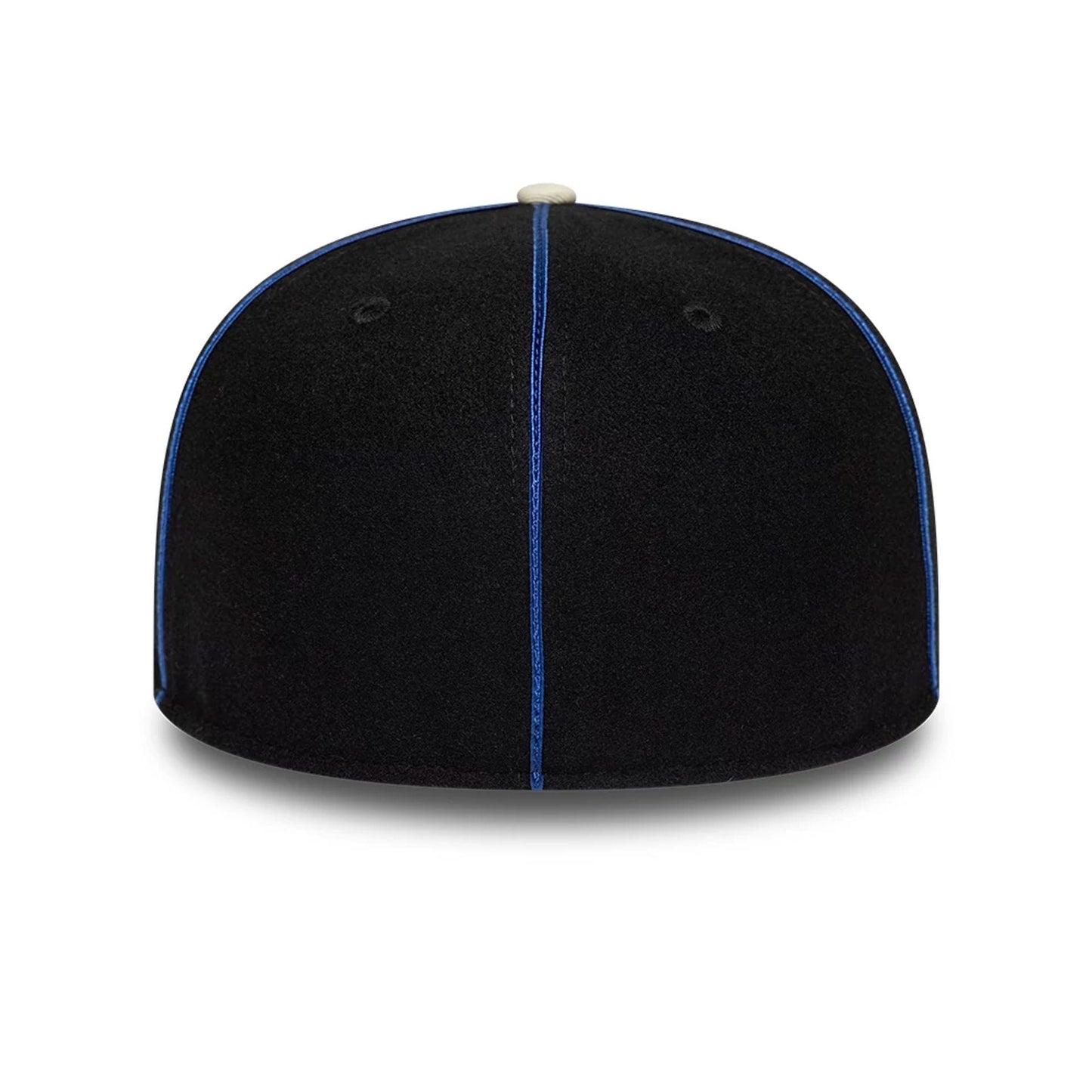 Pictured is this NBA Felt Logo New York Knicks Retro Crown 59FIFTY Fitted cap in dark blue. 7