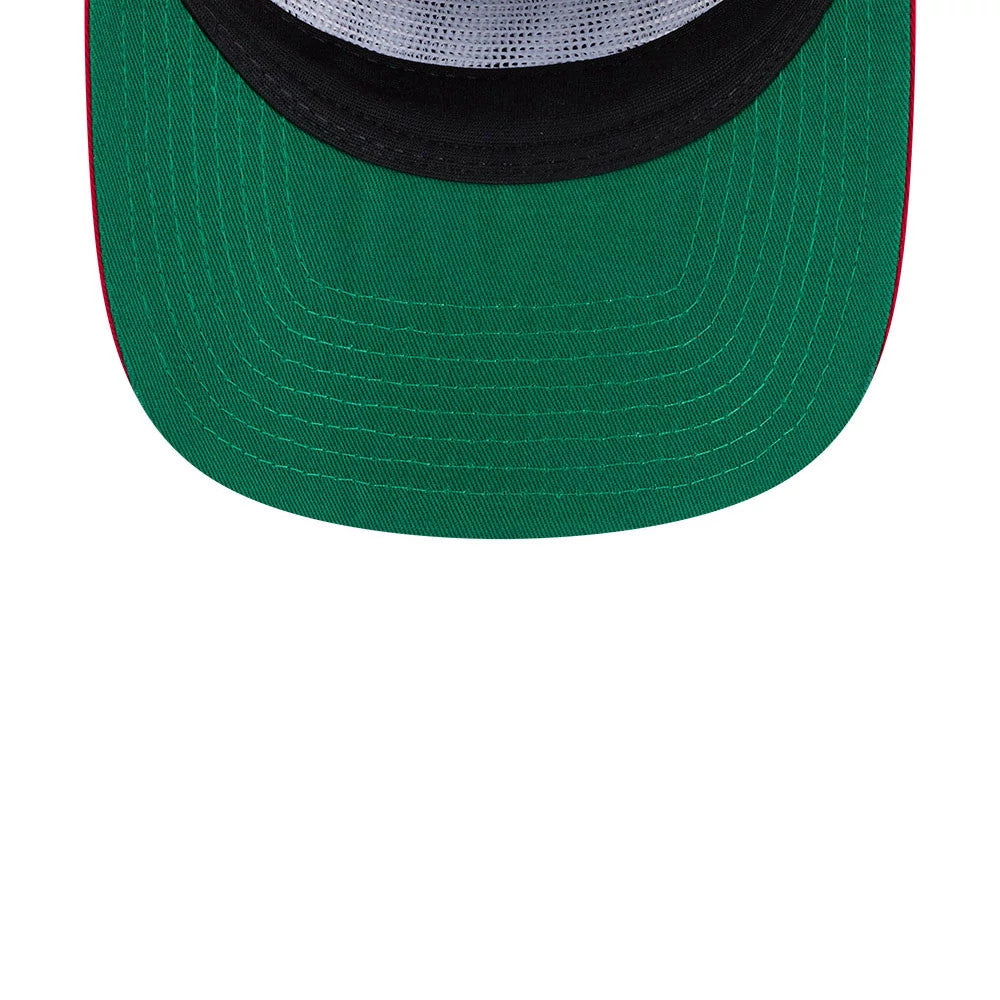 Pictured is this NHL Felt Logo Chicago Blackhawks 19TWENTY cap in black. 2