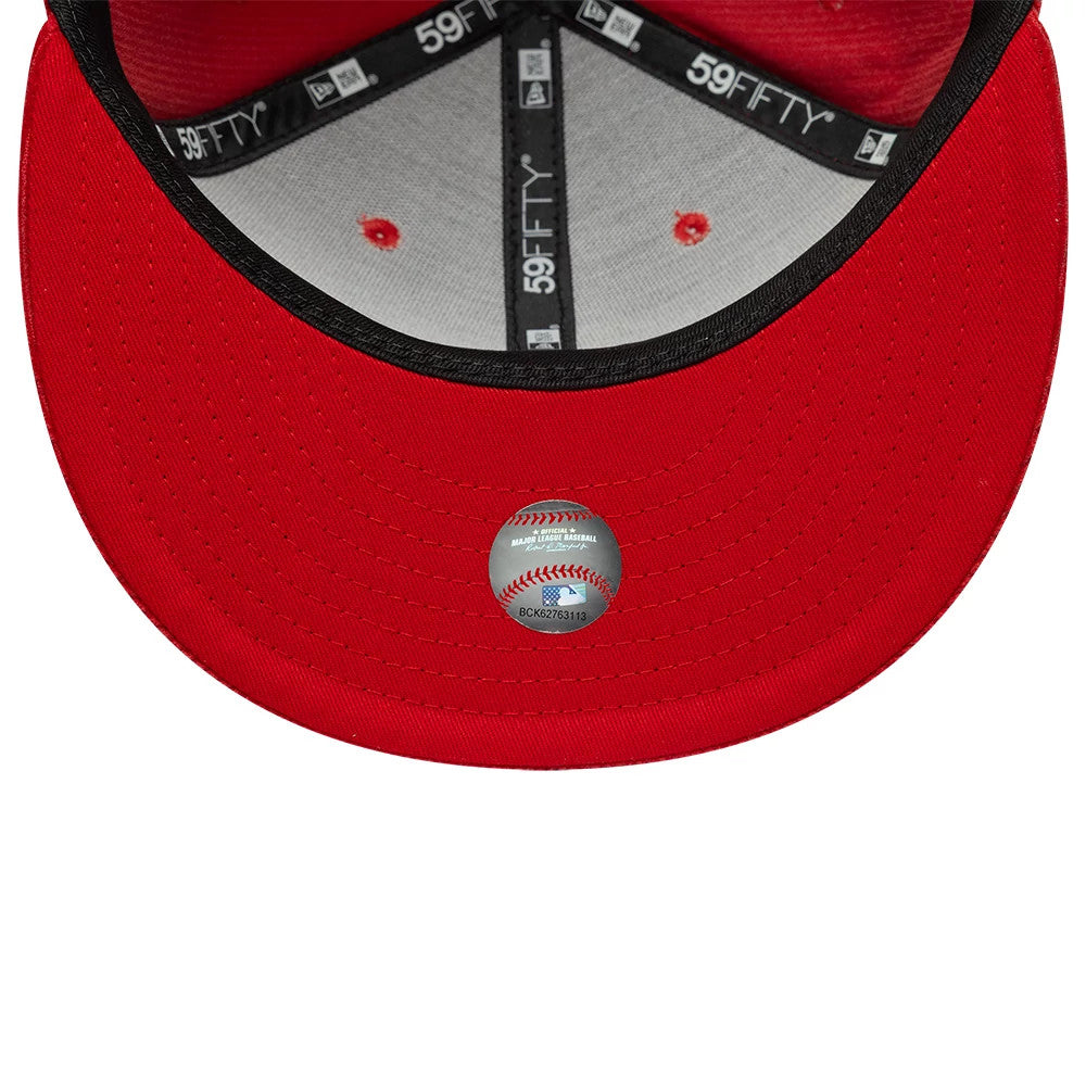 Pictured is this MLB Cord LA Dodgers 59FIFTY Fitted cap in red. 7