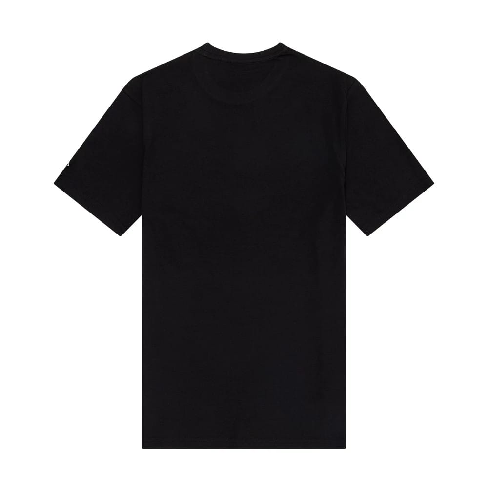 The model is wearing this NBA Script Graphic Chicago Bulls T-Shirt in black. 2